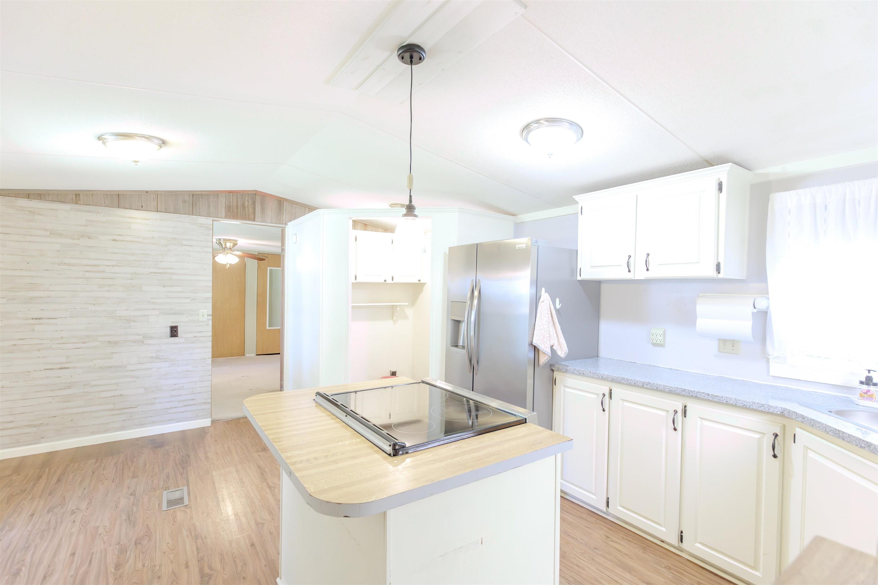 48 Bass  Perryville, AR