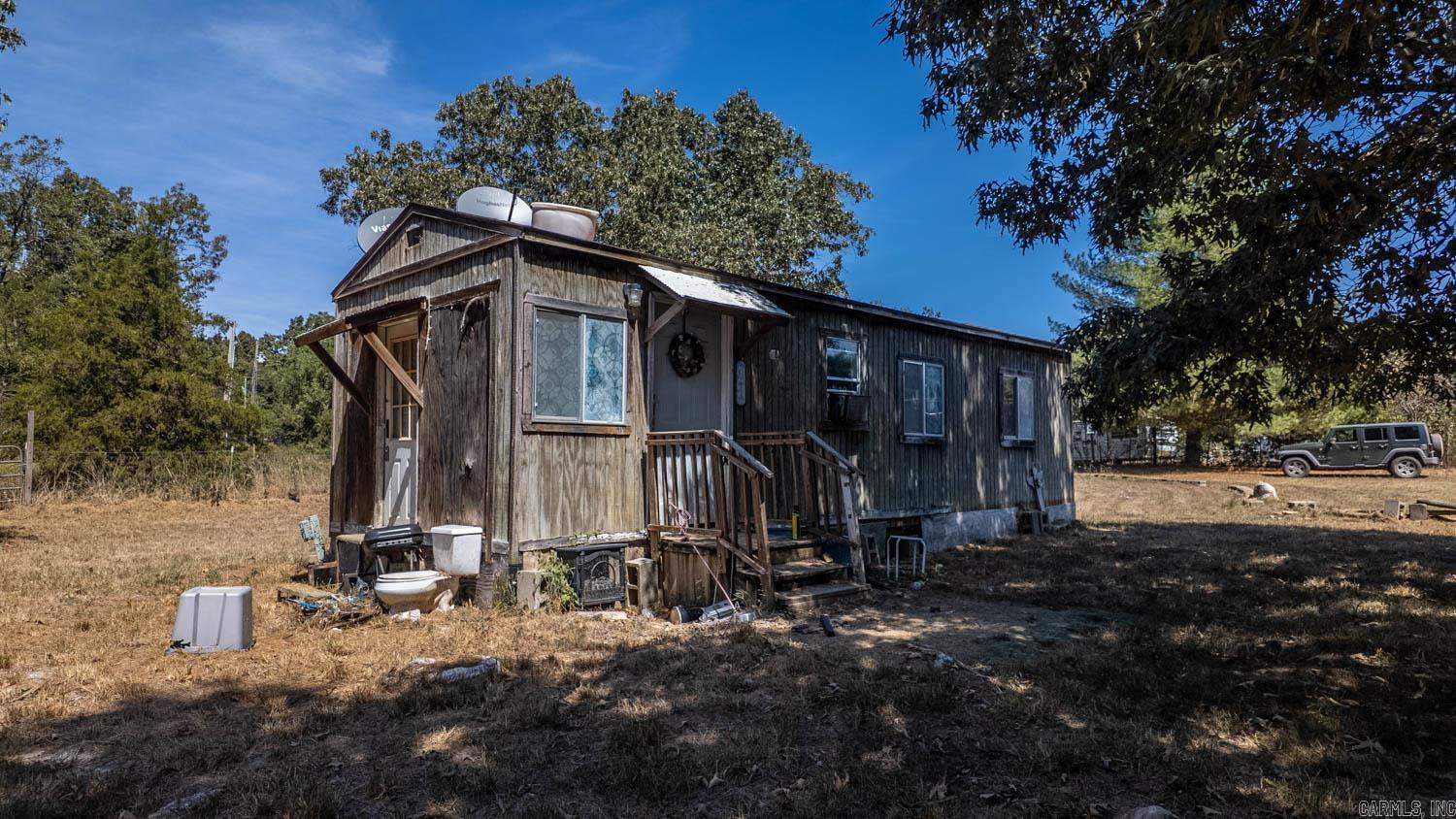 2000 County Road 100  Alton, MO