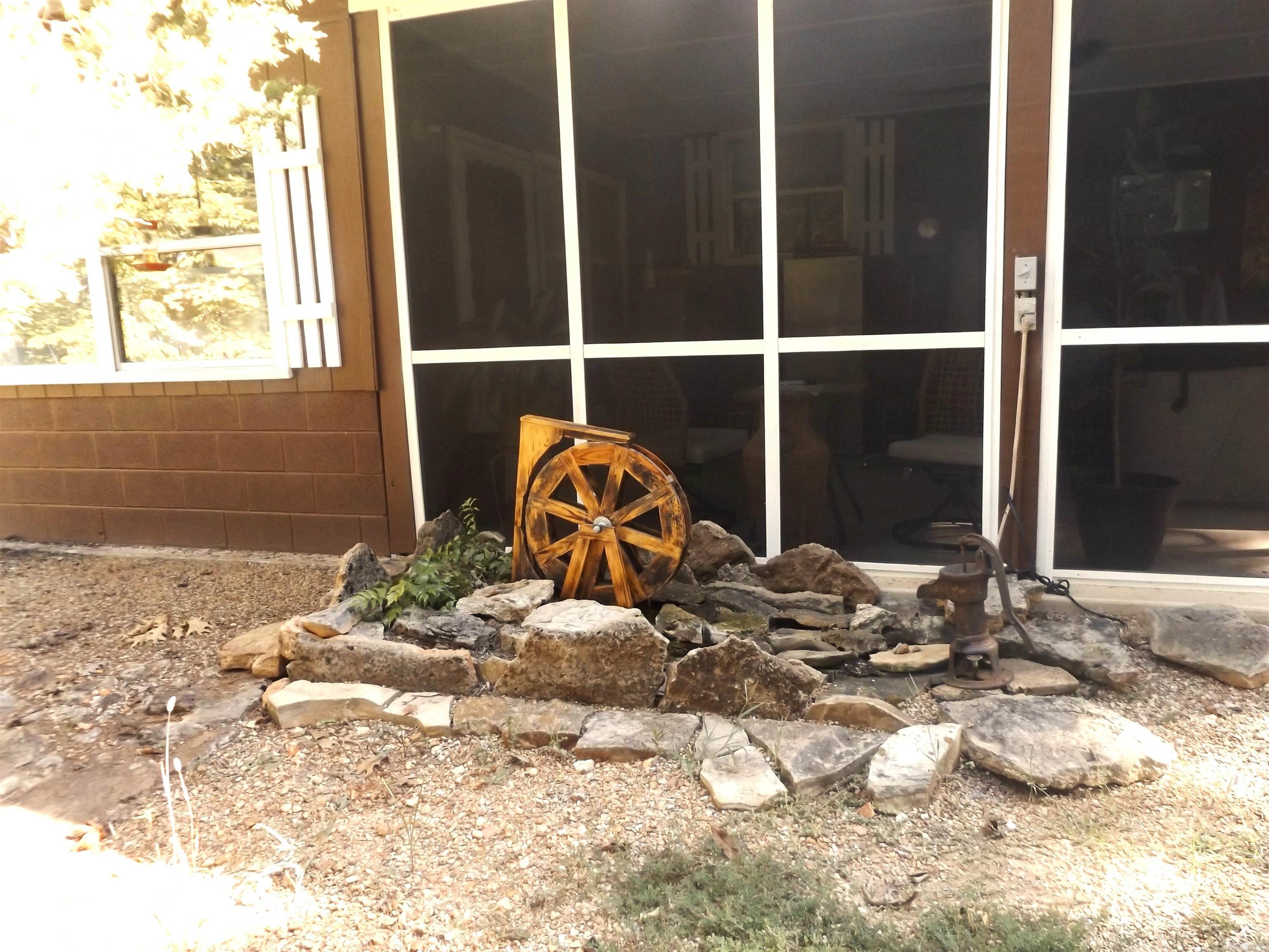 1602 Lakeshore  Bull Shoals, AR