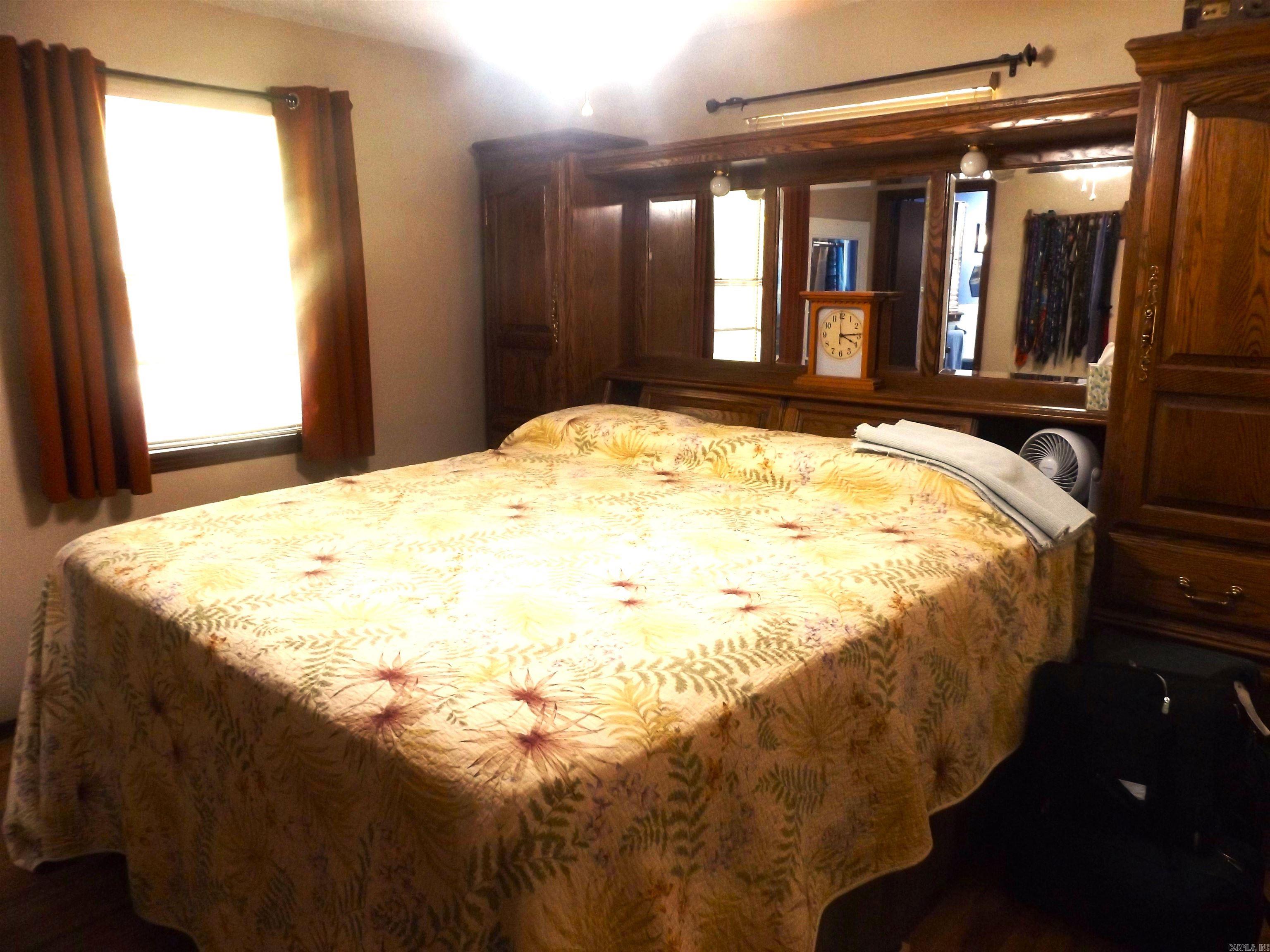 1602 Lakeshore  Bull Shoals, AR