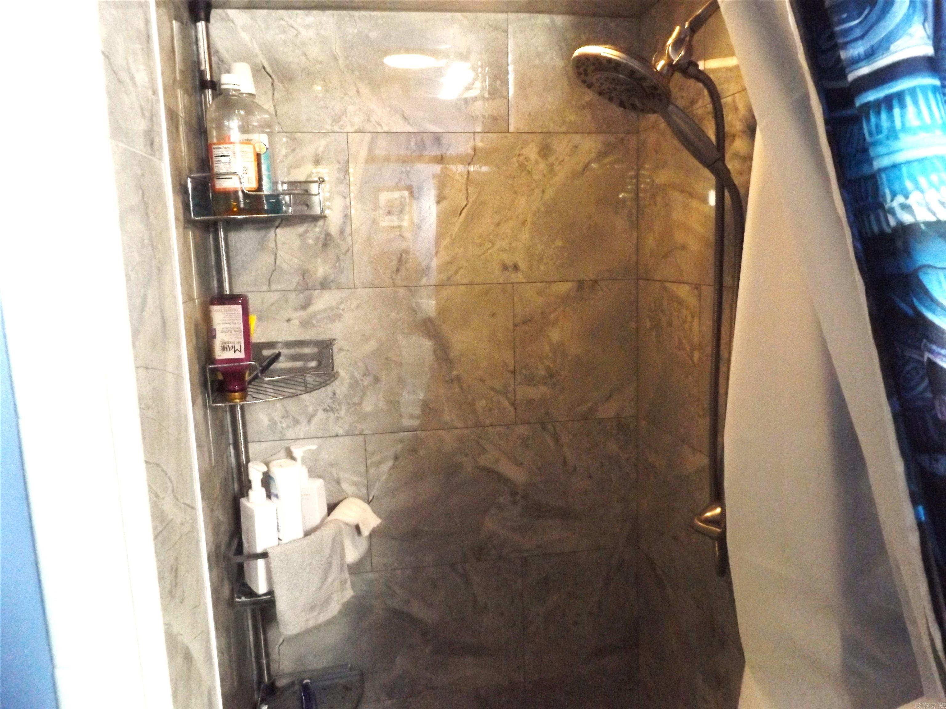 1602 Lakeshore  Bull Shoals, AR