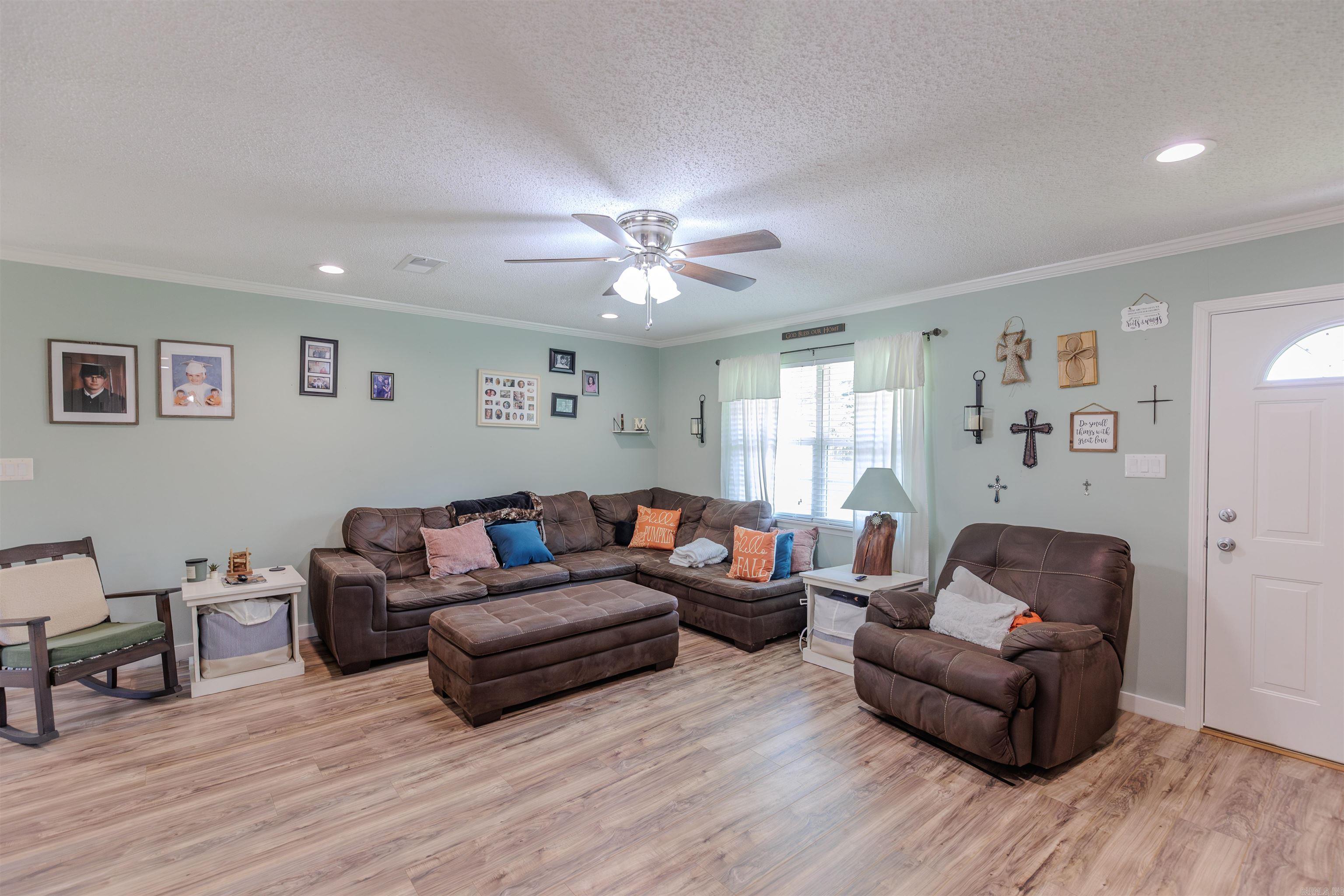 1894 Highway 60 E  Houston, AR