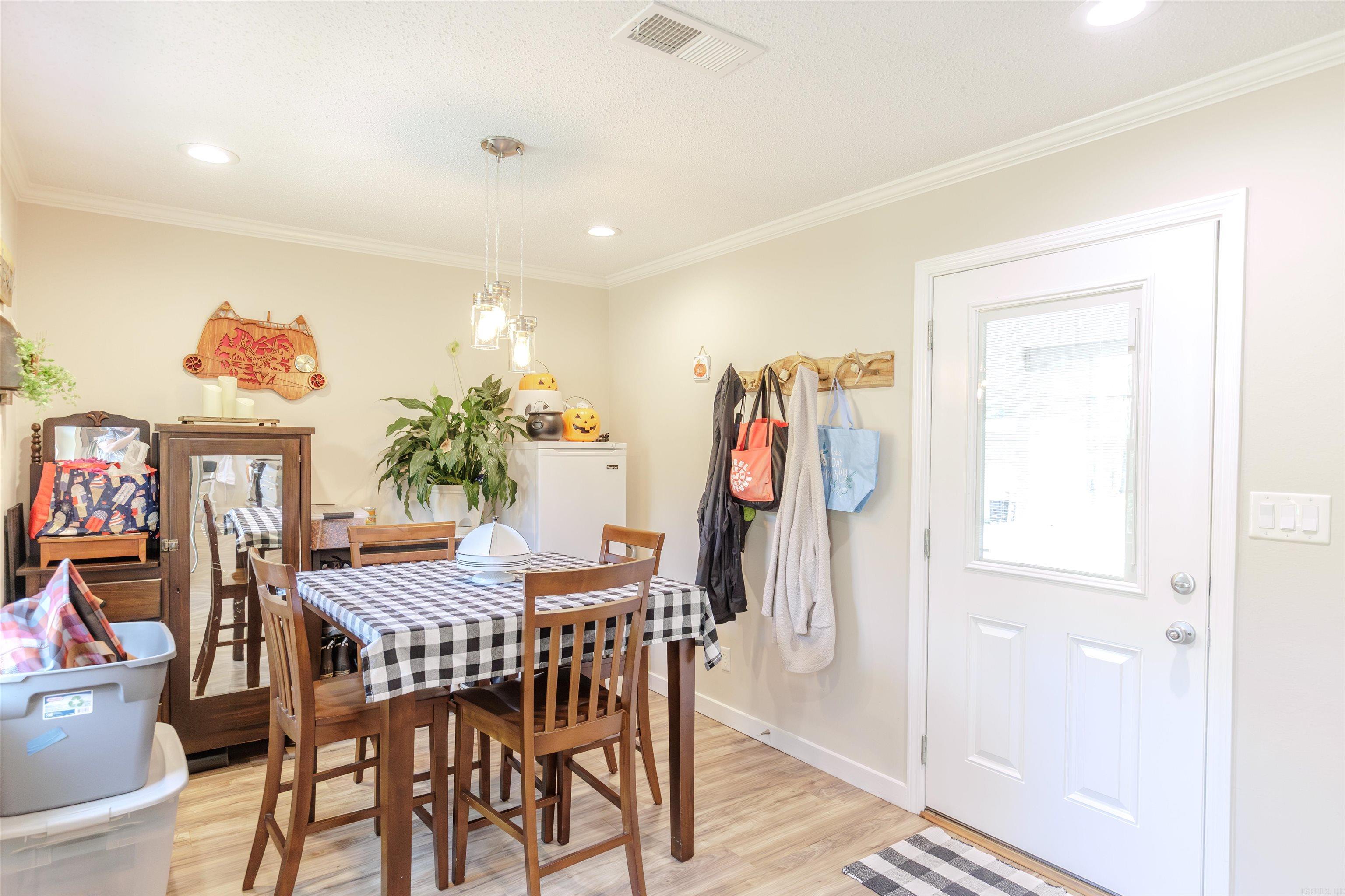 1894 Highway 60 E  Houston, AR