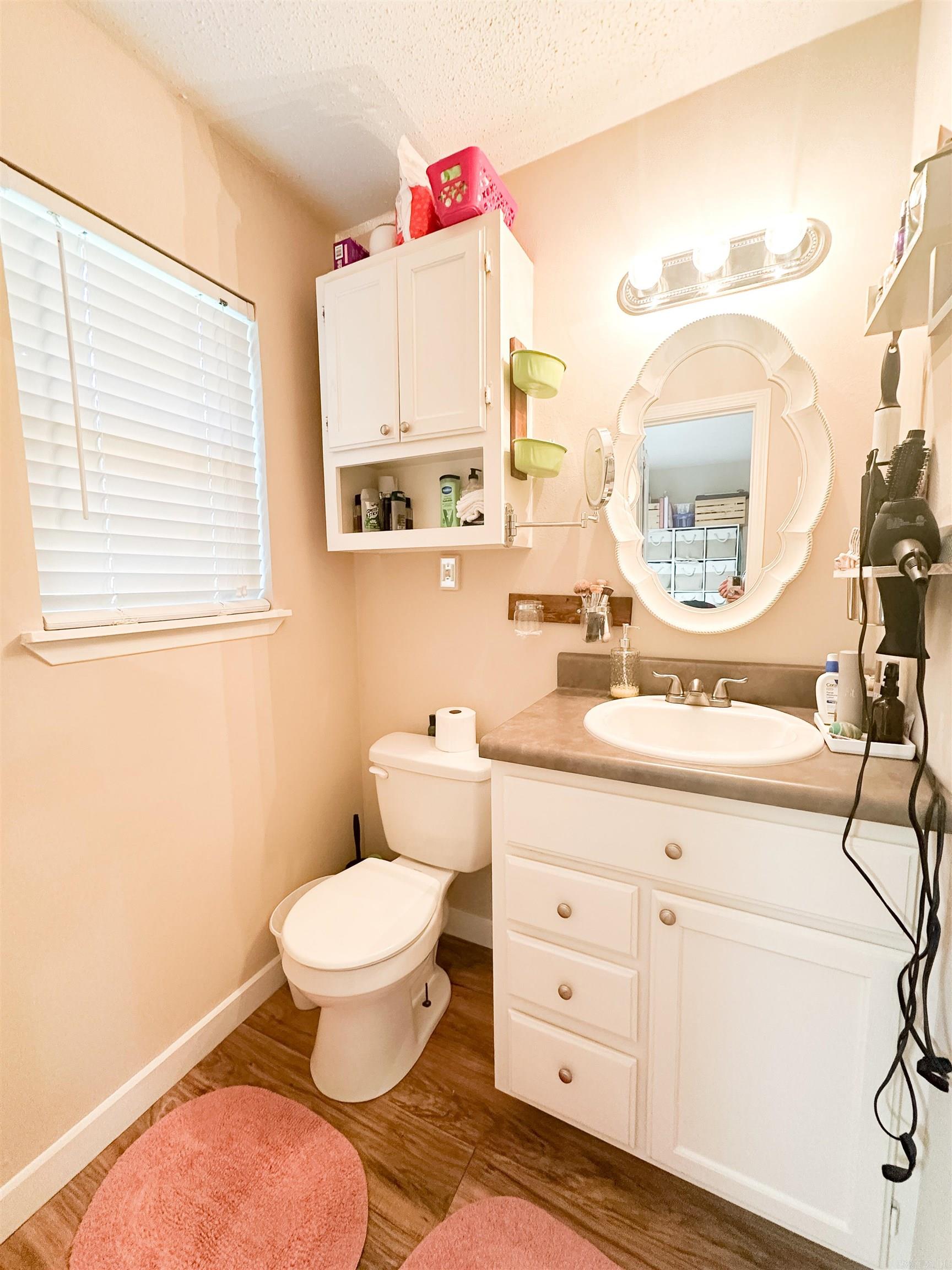 1894 Highway 60 E  Houston, AR