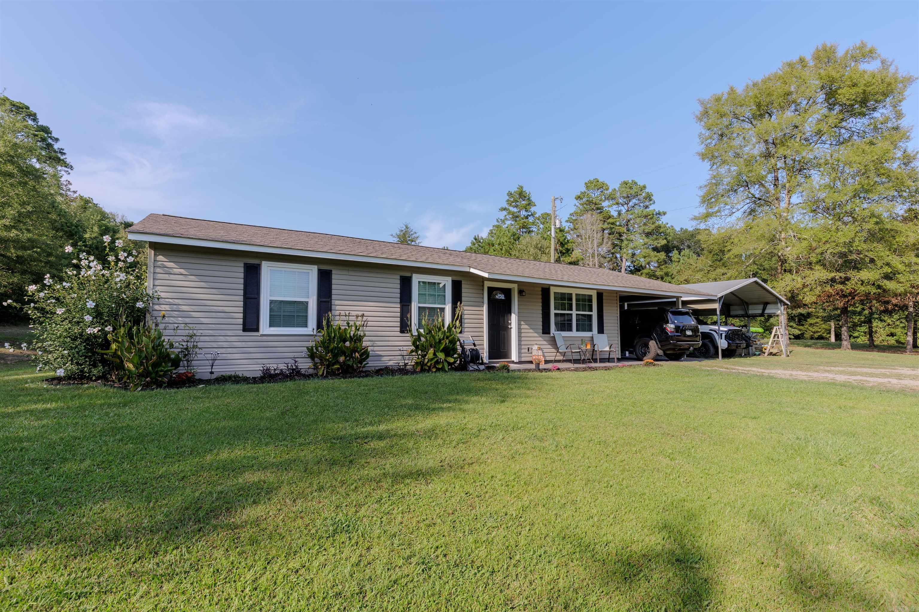 1894 Highway 60 E  Houston, AR