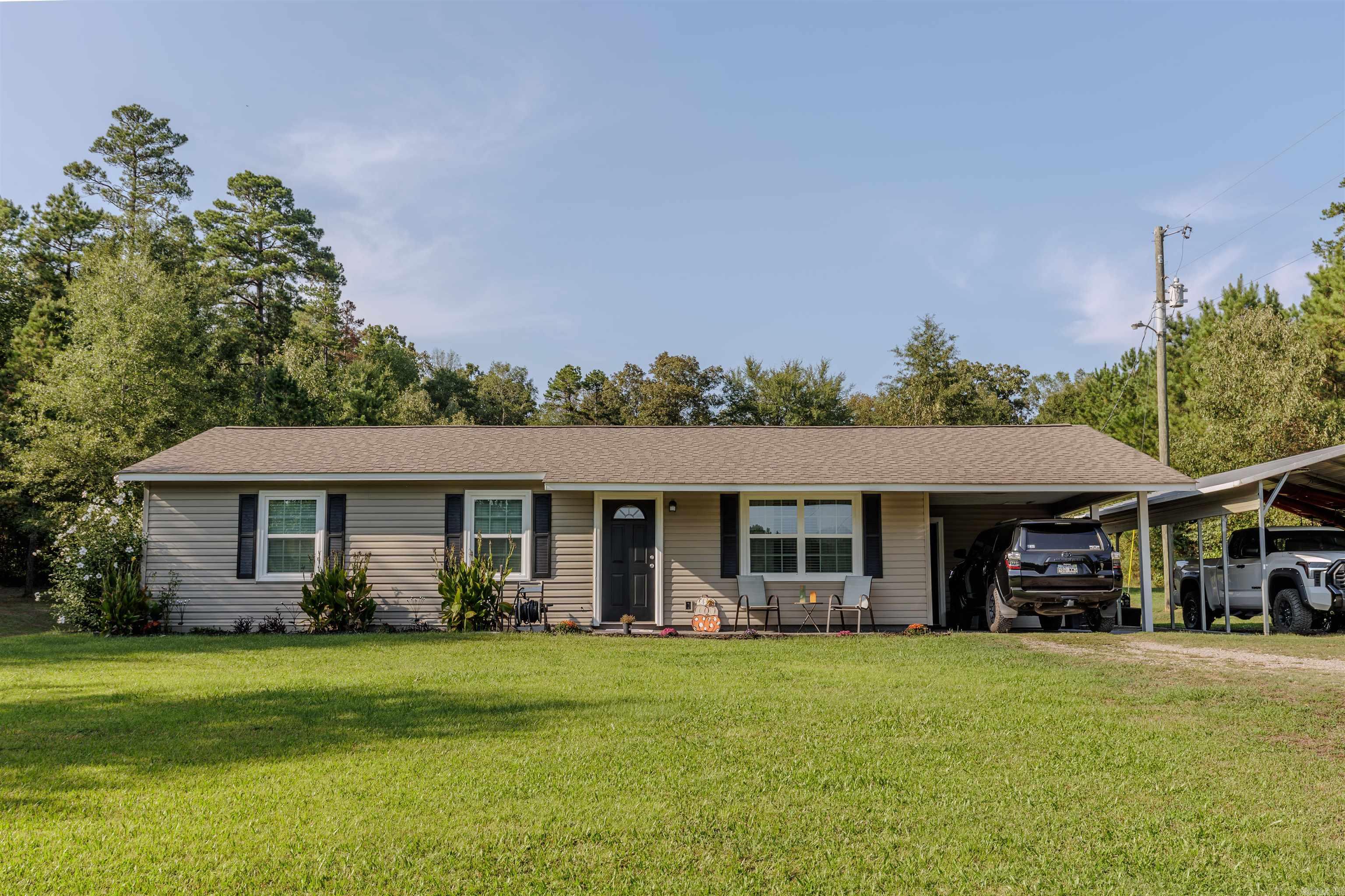 1894 Highway 60 E  Houston, AR