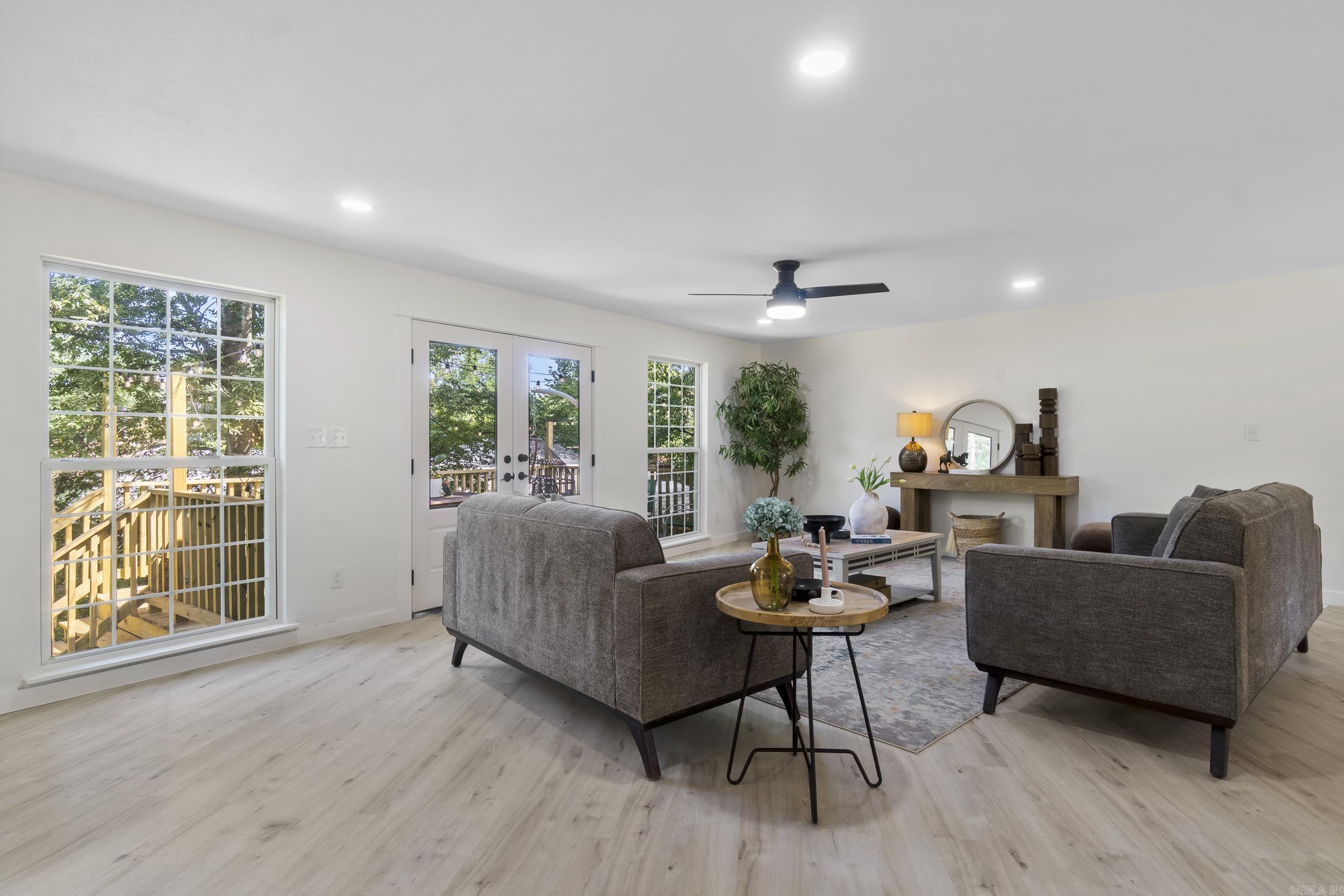 9320 Cloverhill Road Little Rock, AR 72205