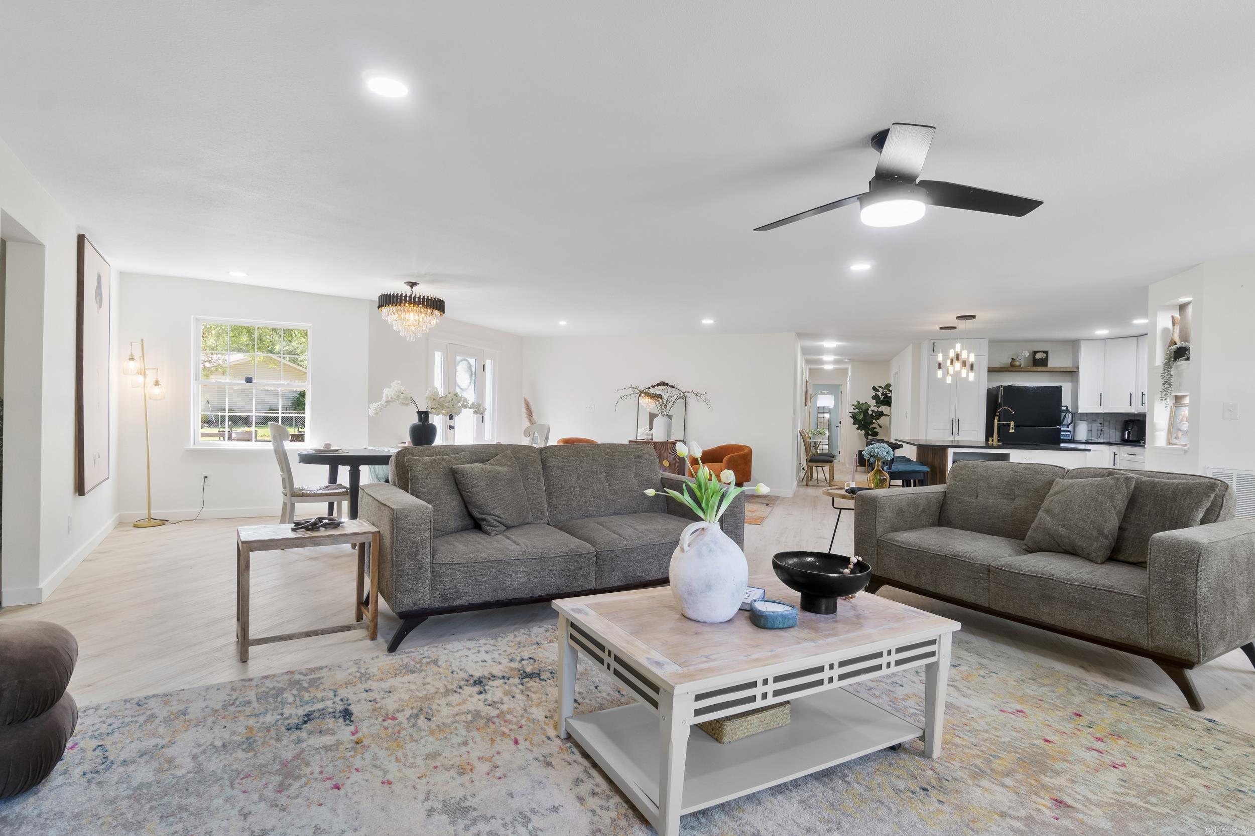 9320 Cloverhill Road Little Rock, AR 72205