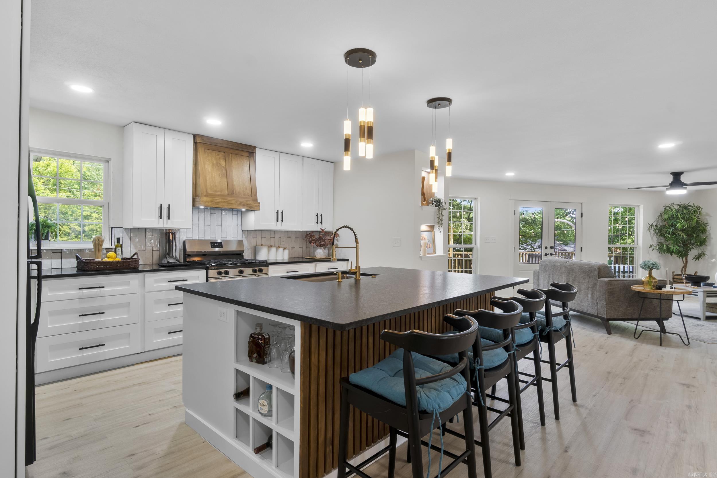 9320 Cloverhill Road Little Rock, AR 72205