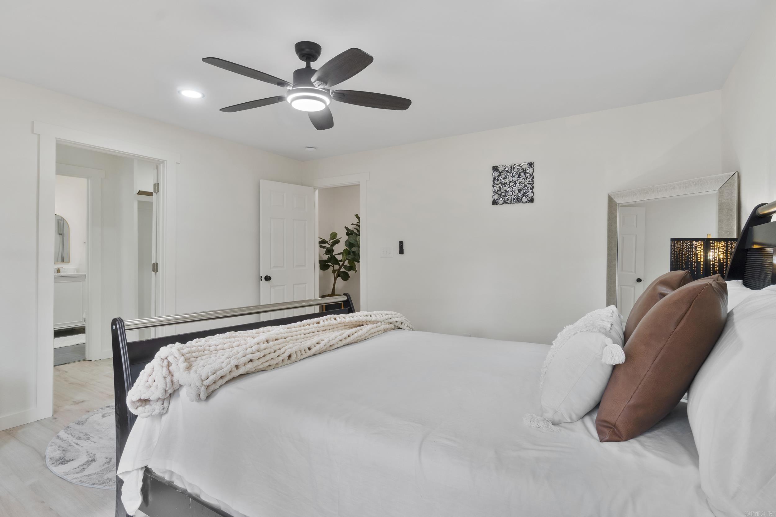 9320 Cloverhill Road Little Rock, AR 72205