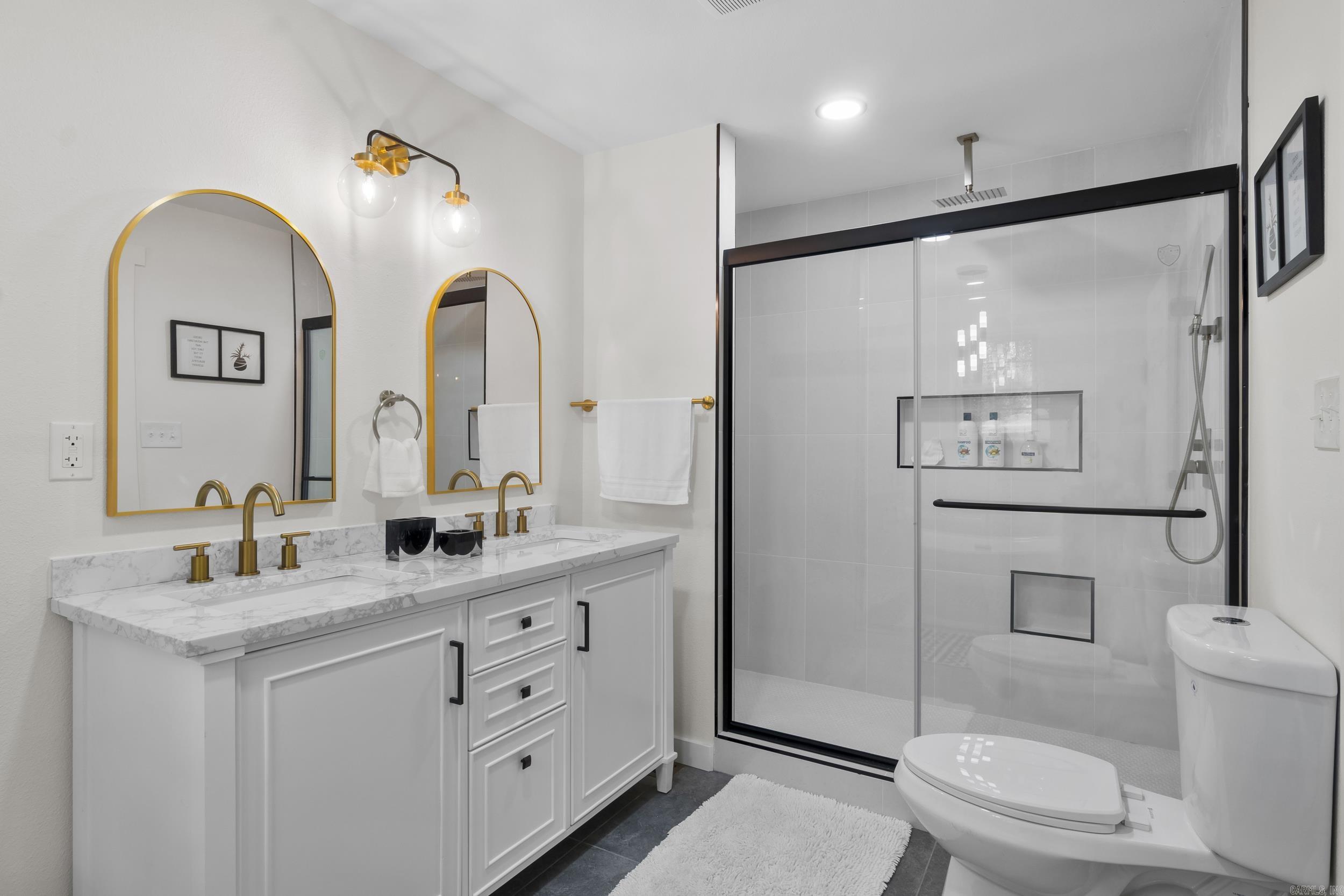 9320 Cloverhill Road Little Rock, AR 72205