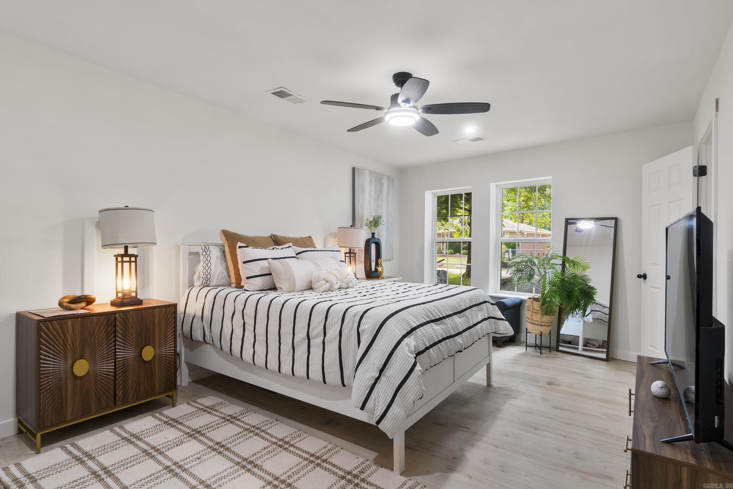 9320 Cloverhill Road Little Rock, AR 72205