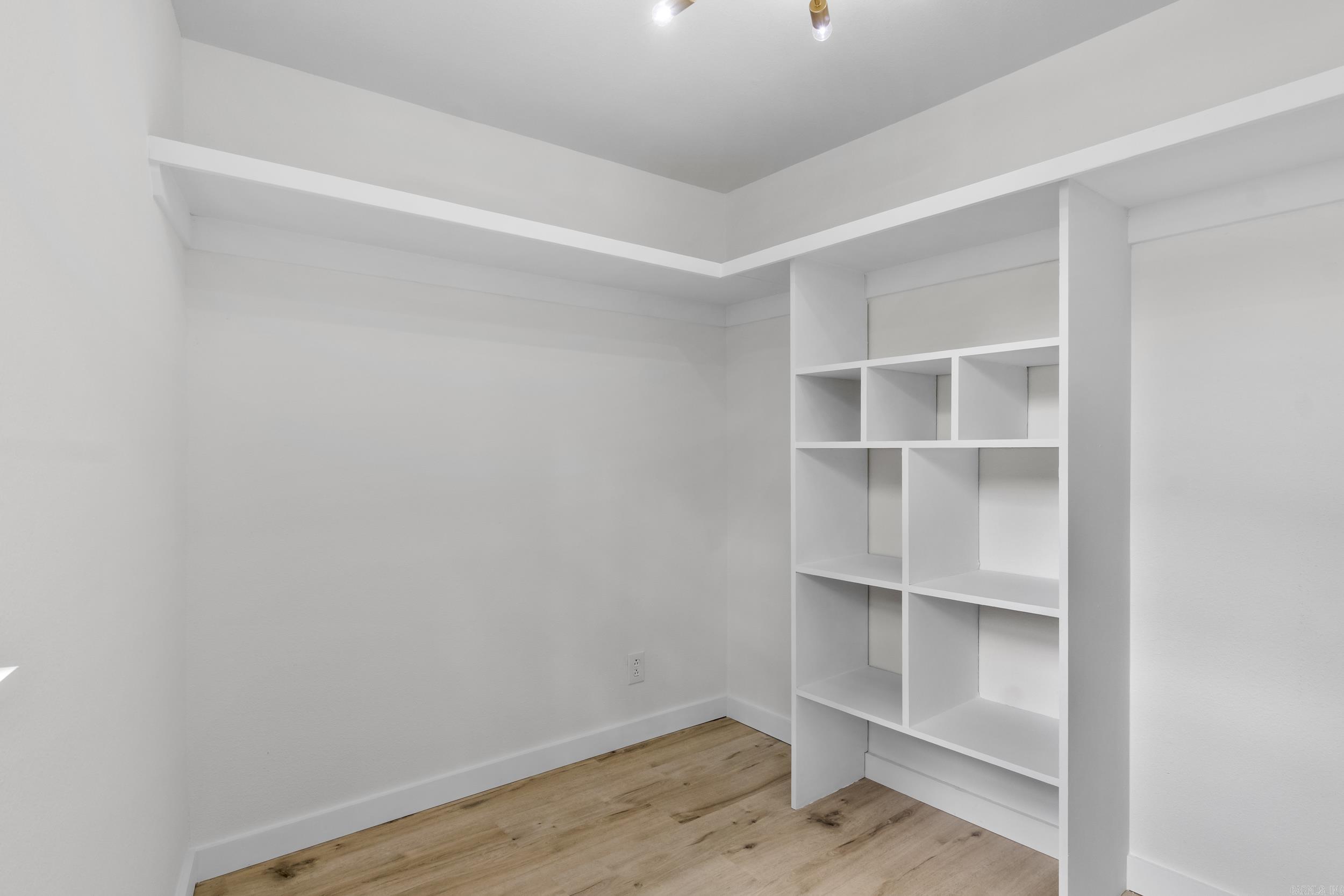 9320 Cloverhill Road Little Rock, AR 72205