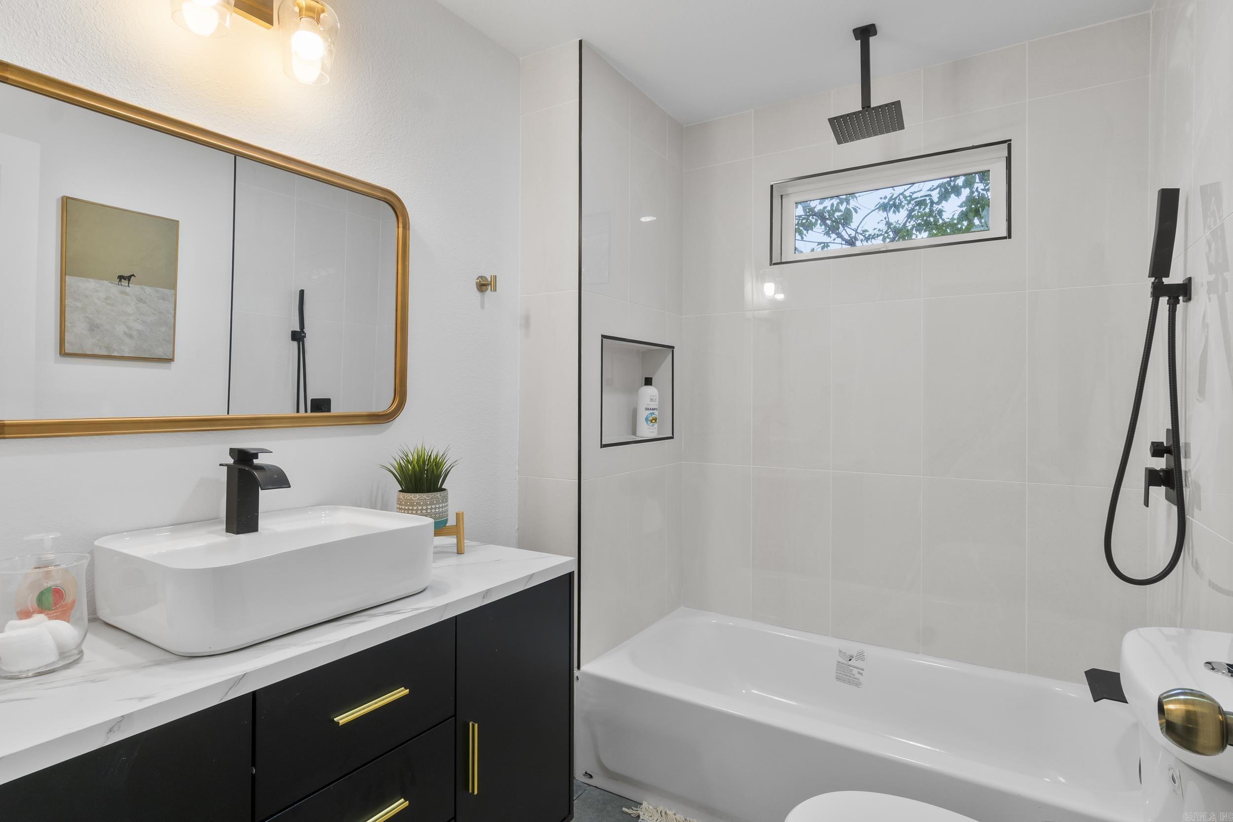 9320 Cloverhill Road Little Rock, AR 72205