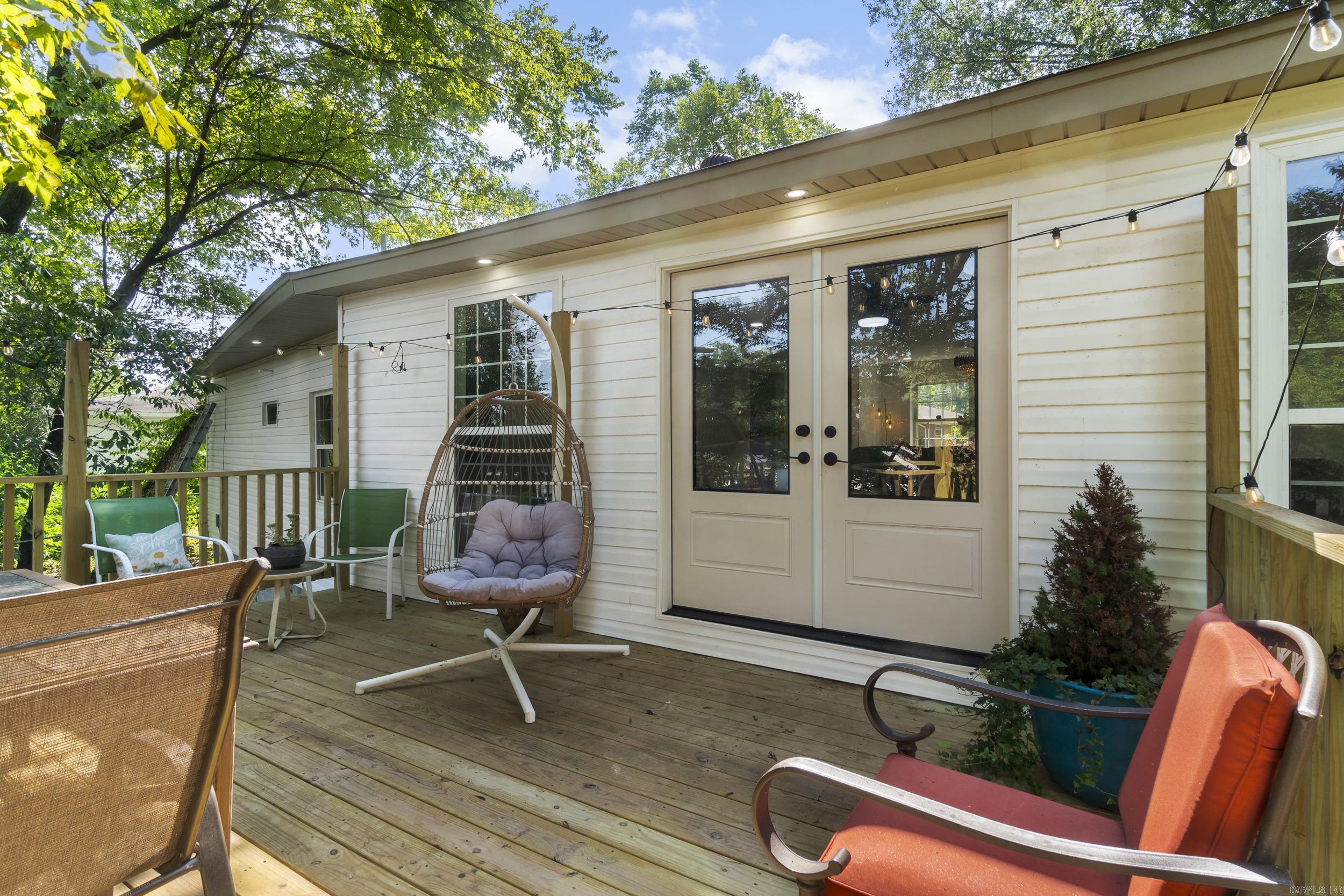 9320 Cloverhill Road Little Rock, AR 72205