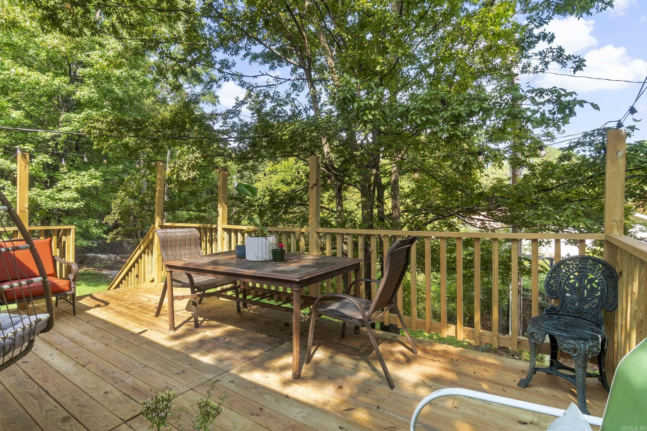 9320 Cloverhill Road Little Rock, AR 72205