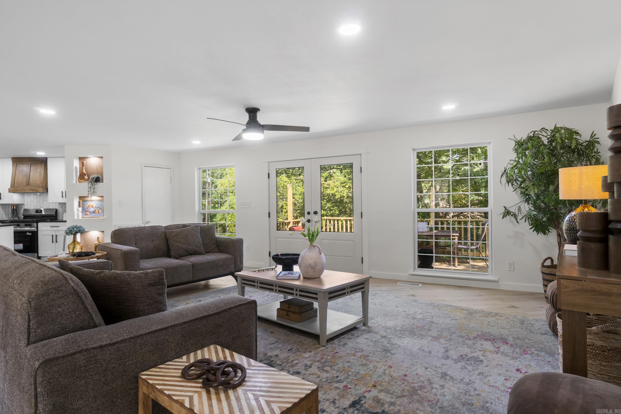 9320 Cloverhill Road Little Rock, AR 72205