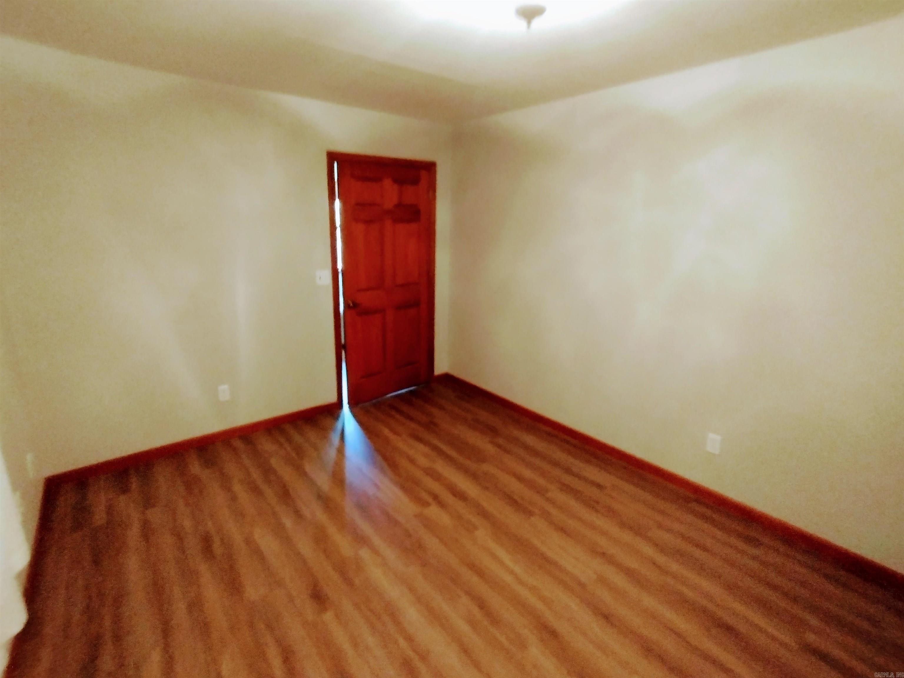 218 Cochran RD Mountain View, AR 72560