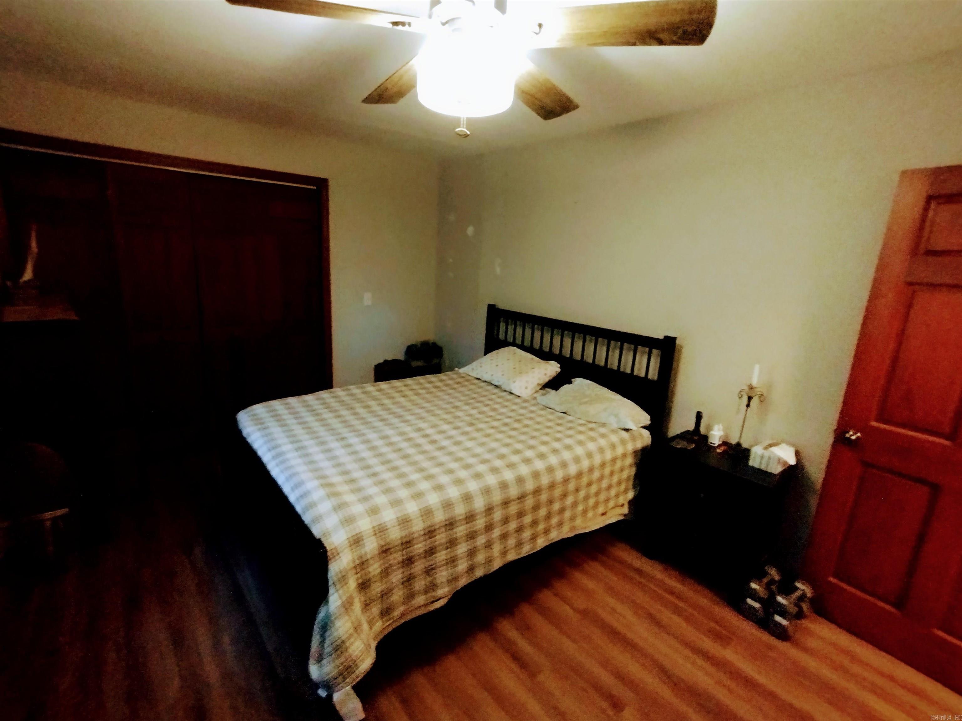 218 Cochran RD Mountain View, AR 72560