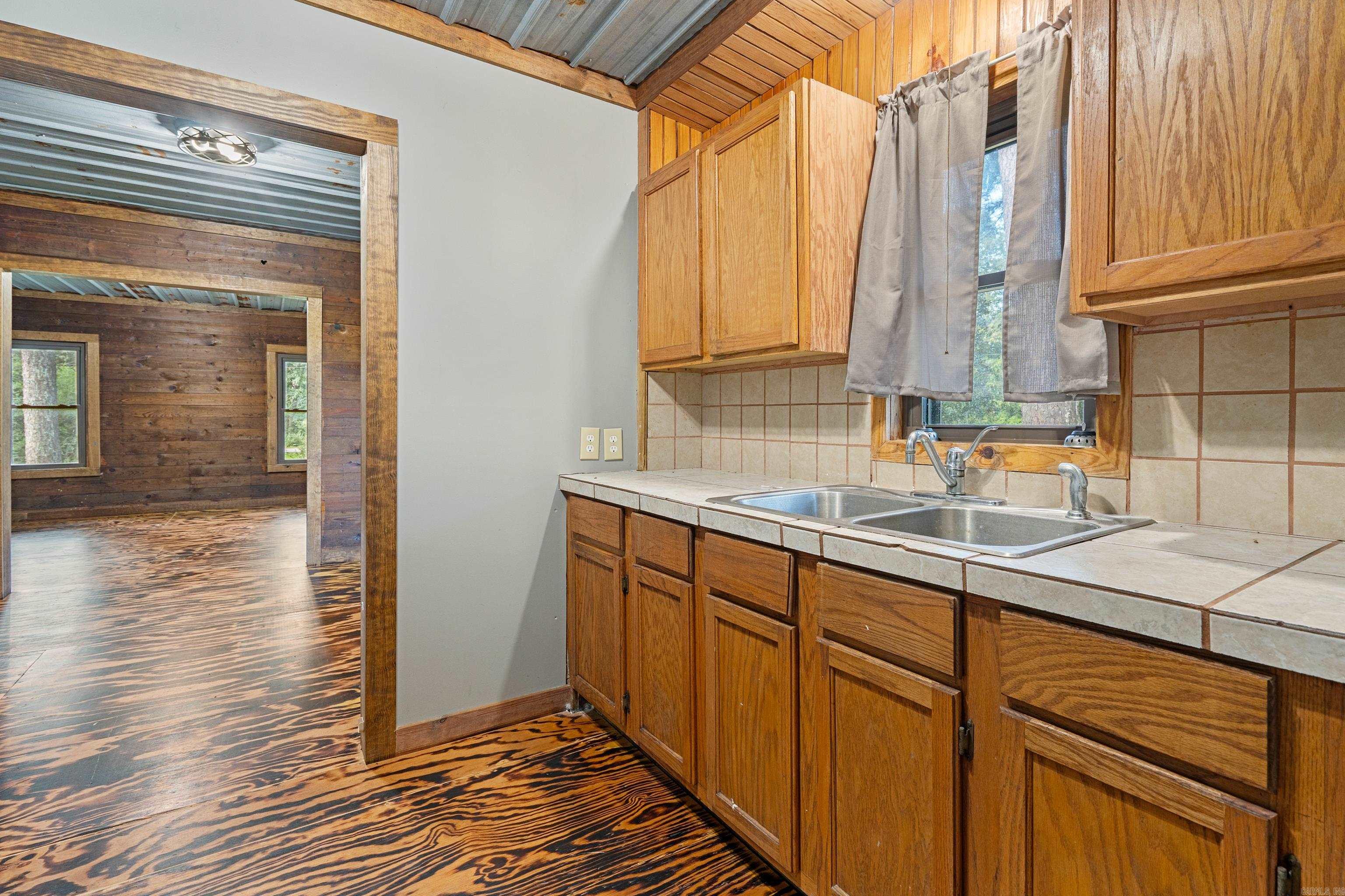 1328 W Highway 88  Oden, AR