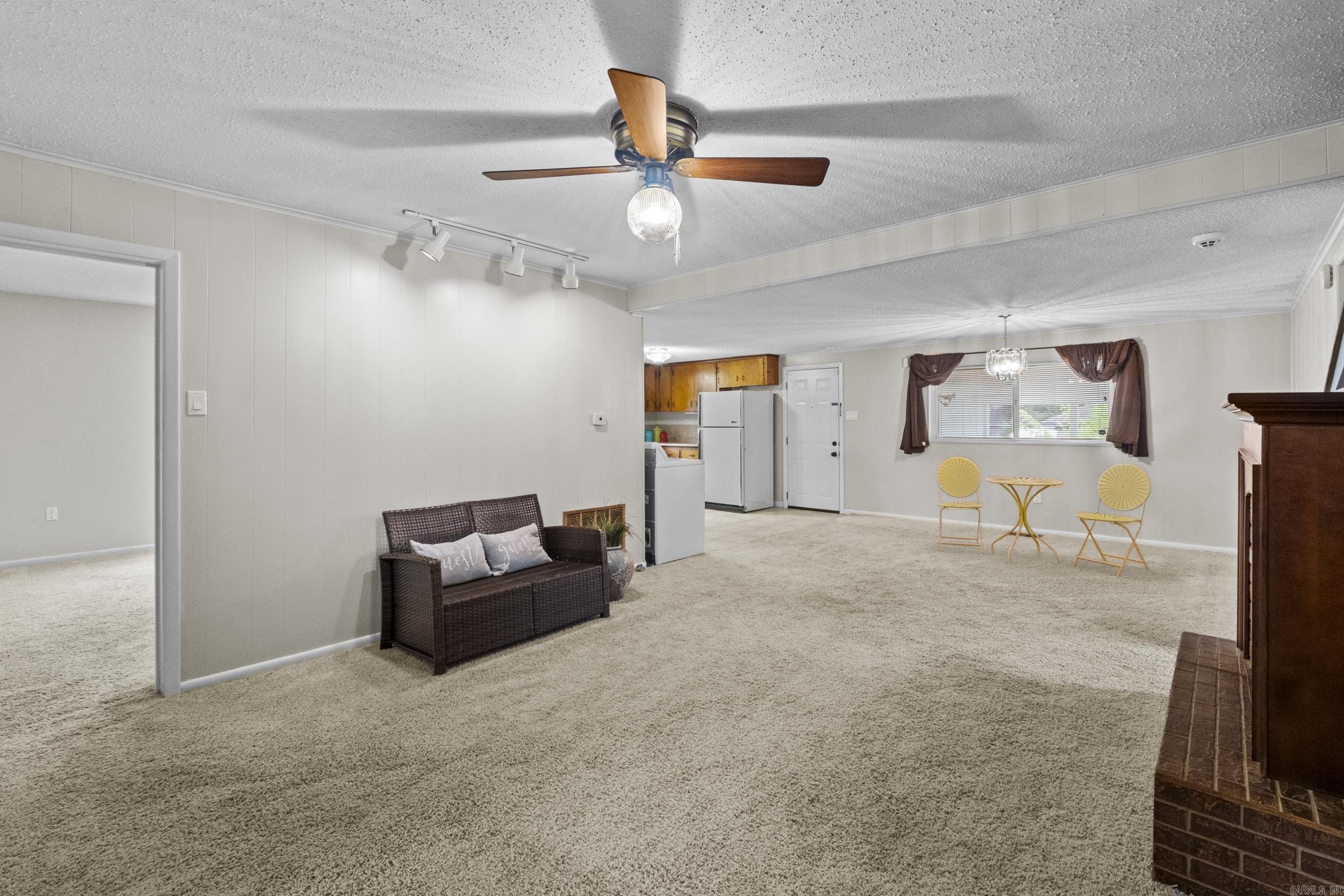 1926 E Lee Avenue Sherwood, AR 72120