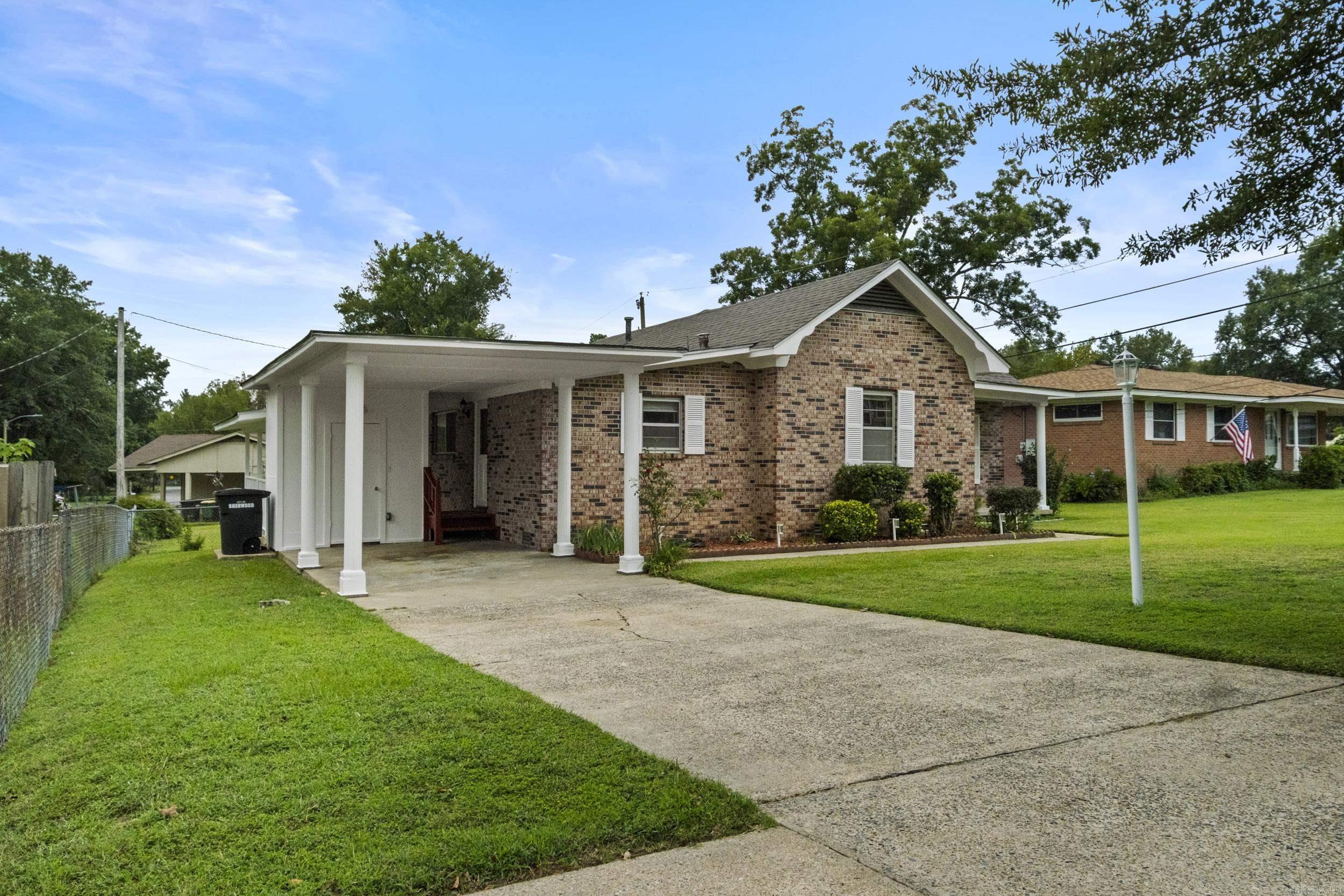 1926 E Lee Avenue Sherwood, AR 72120