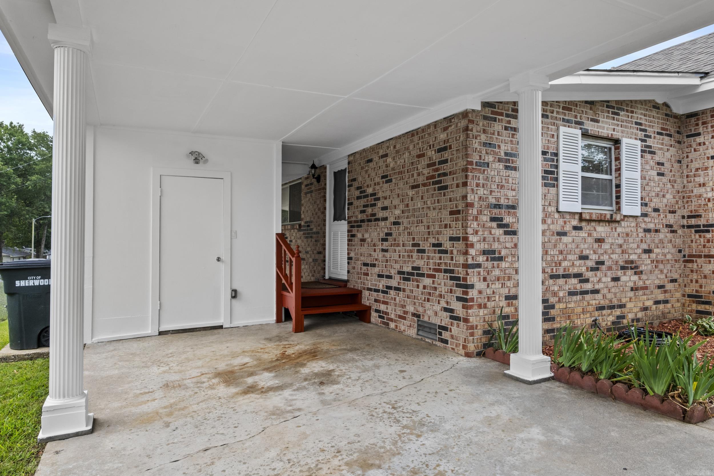 1926 E Lee Avenue Sherwood, AR 72120