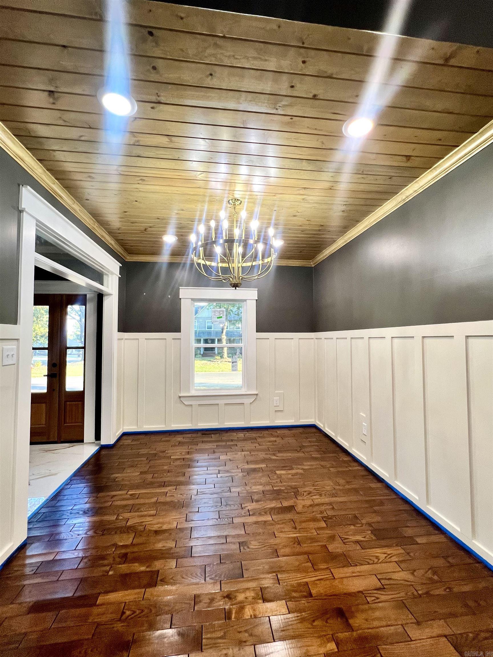 302 River Oaks Boulevard Searcy, AR 72143