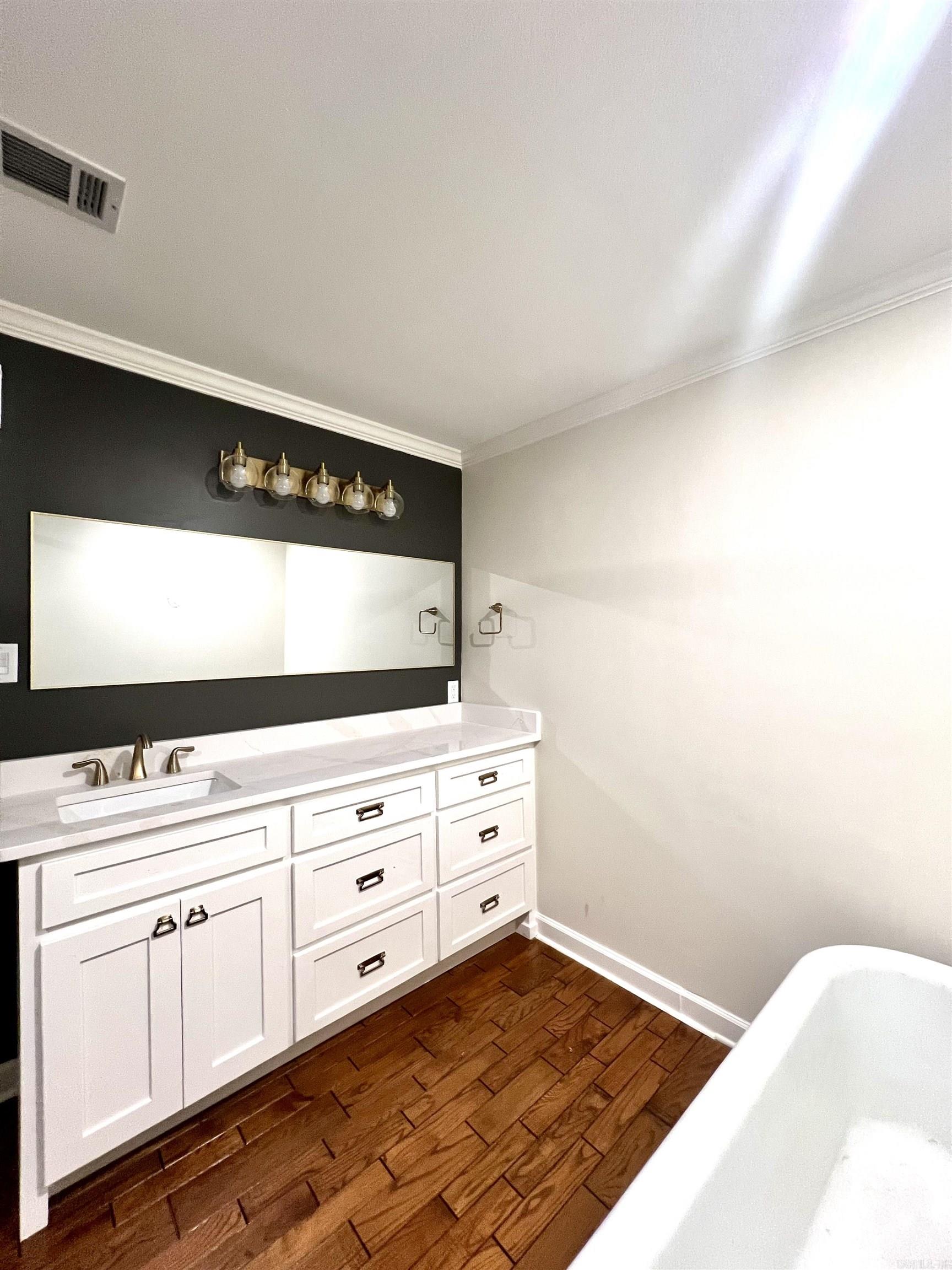 302 River Oaks Boulevard Searcy, AR 72143