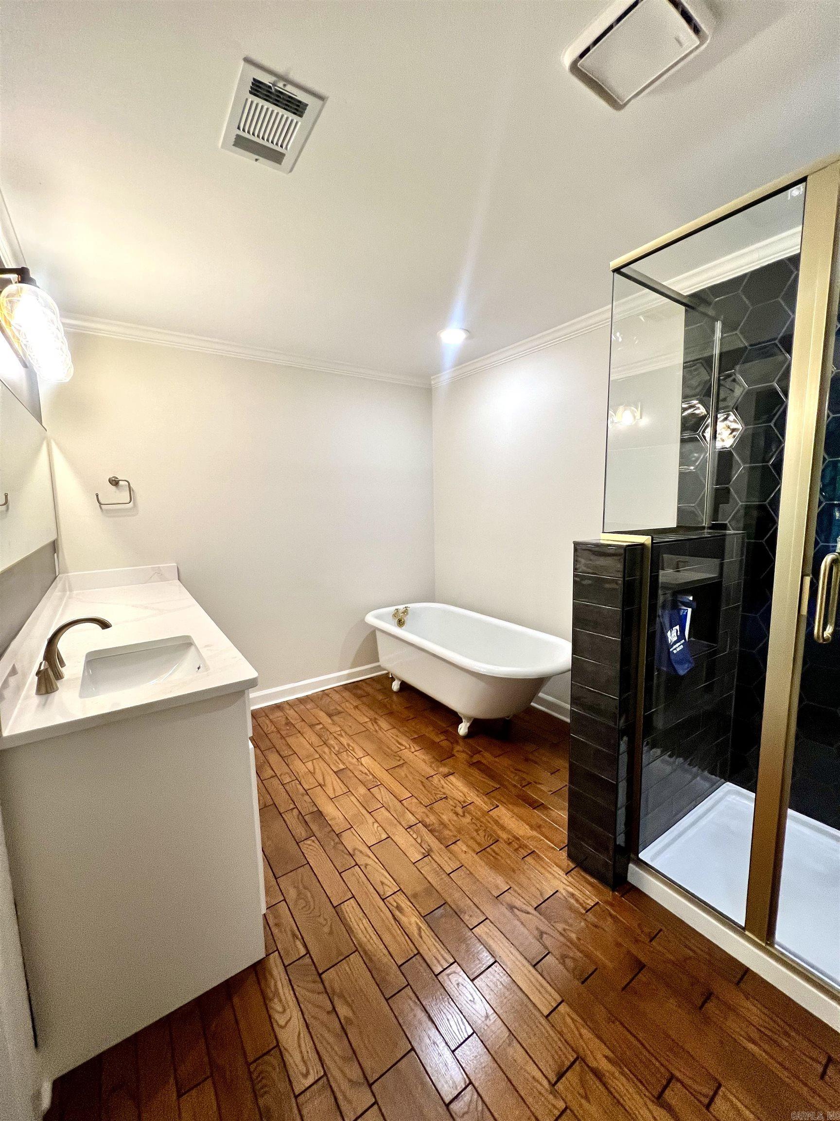 302 River Oaks Boulevard Searcy, AR 72143