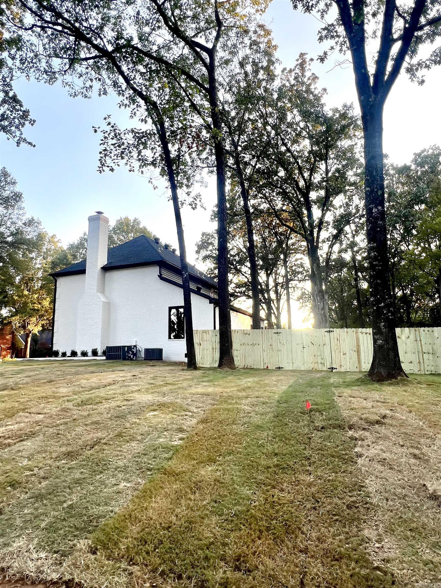 302 River Oaks Boulevard Searcy, AR 72143