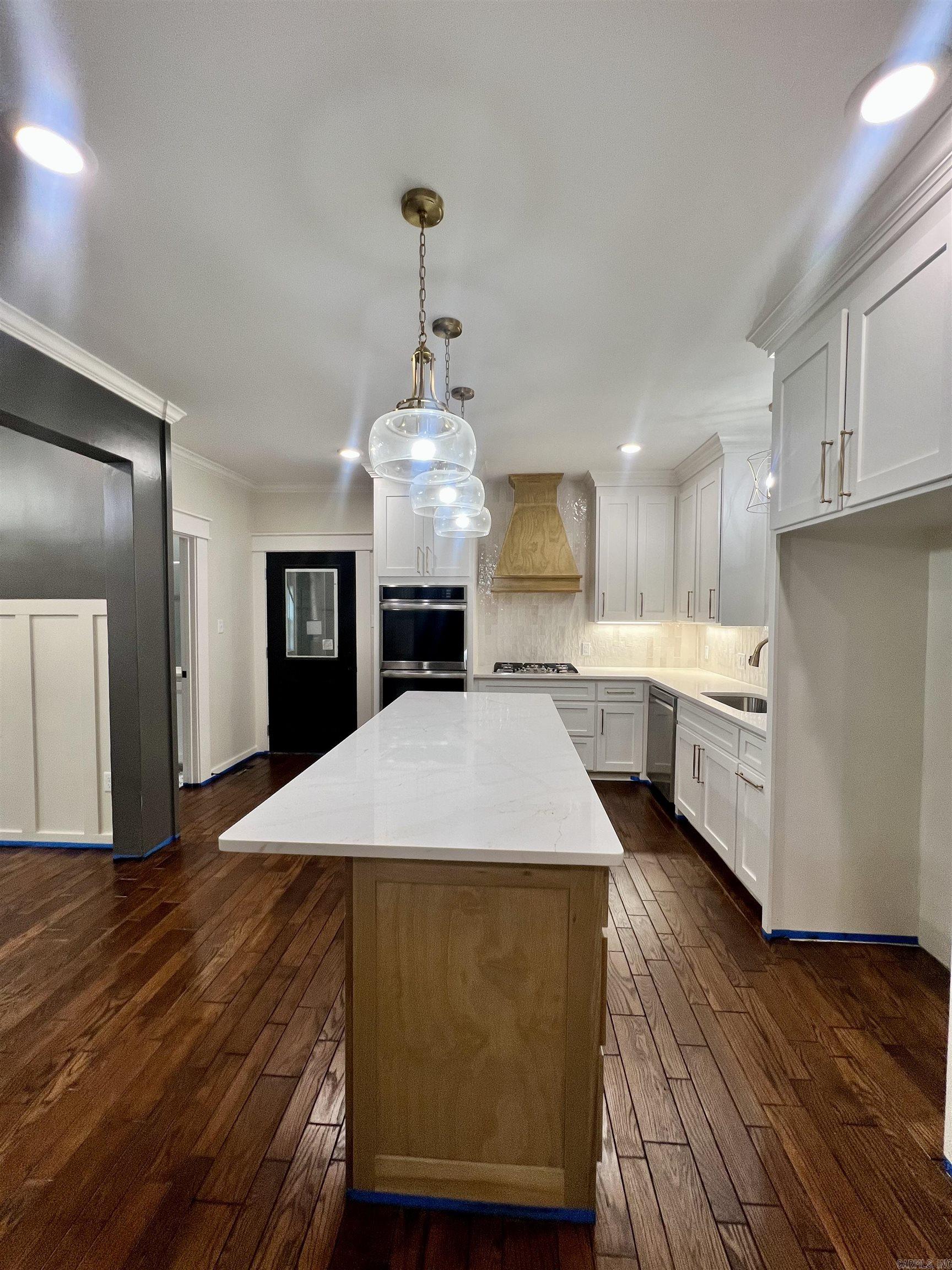 302 River Oaks Boulevard Searcy, AR 72143