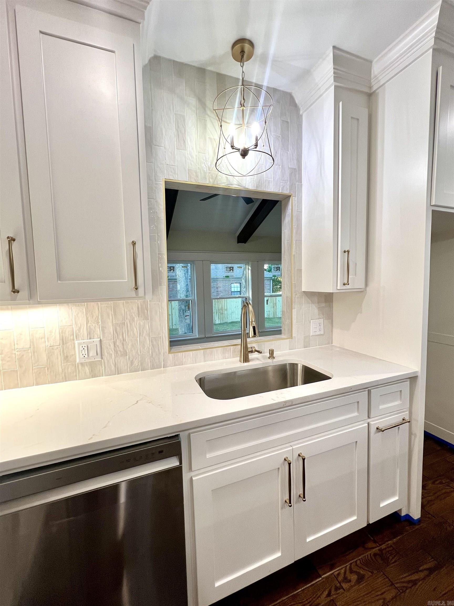 302 River Oaks Boulevard Searcy, AR 72143