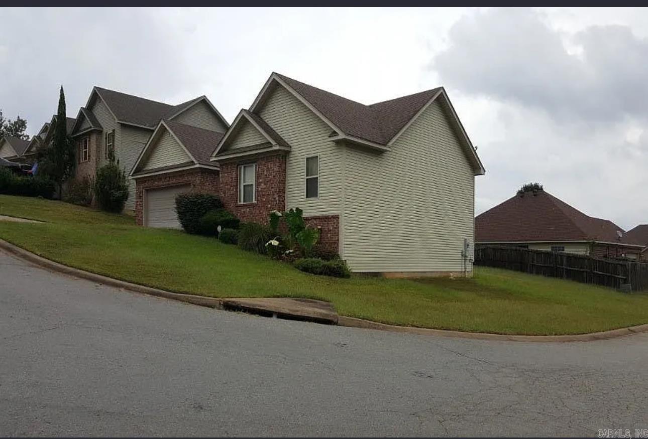 2000 Reagan  Alexander, AR