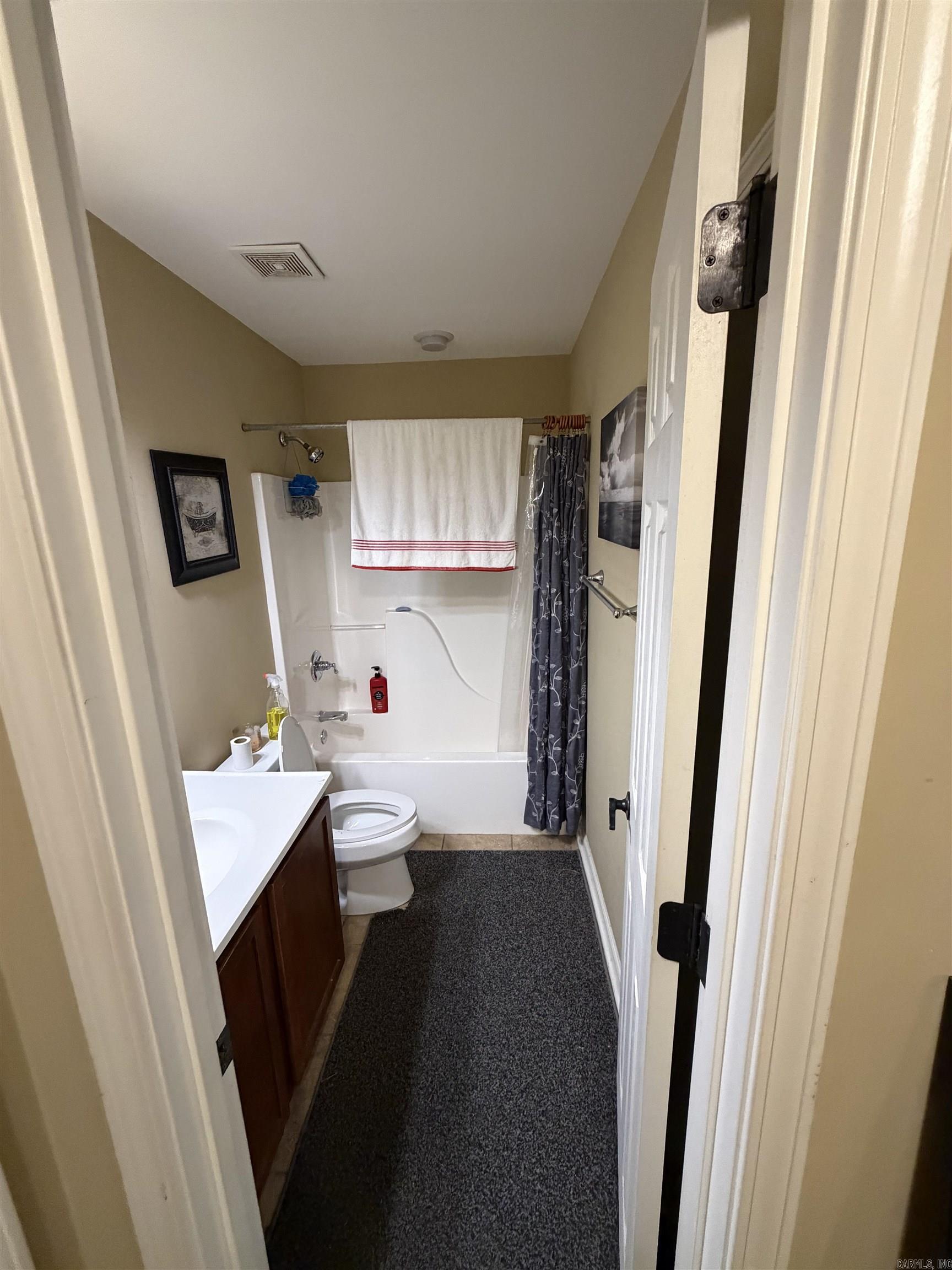 2000 Reagan  Alexander, AR