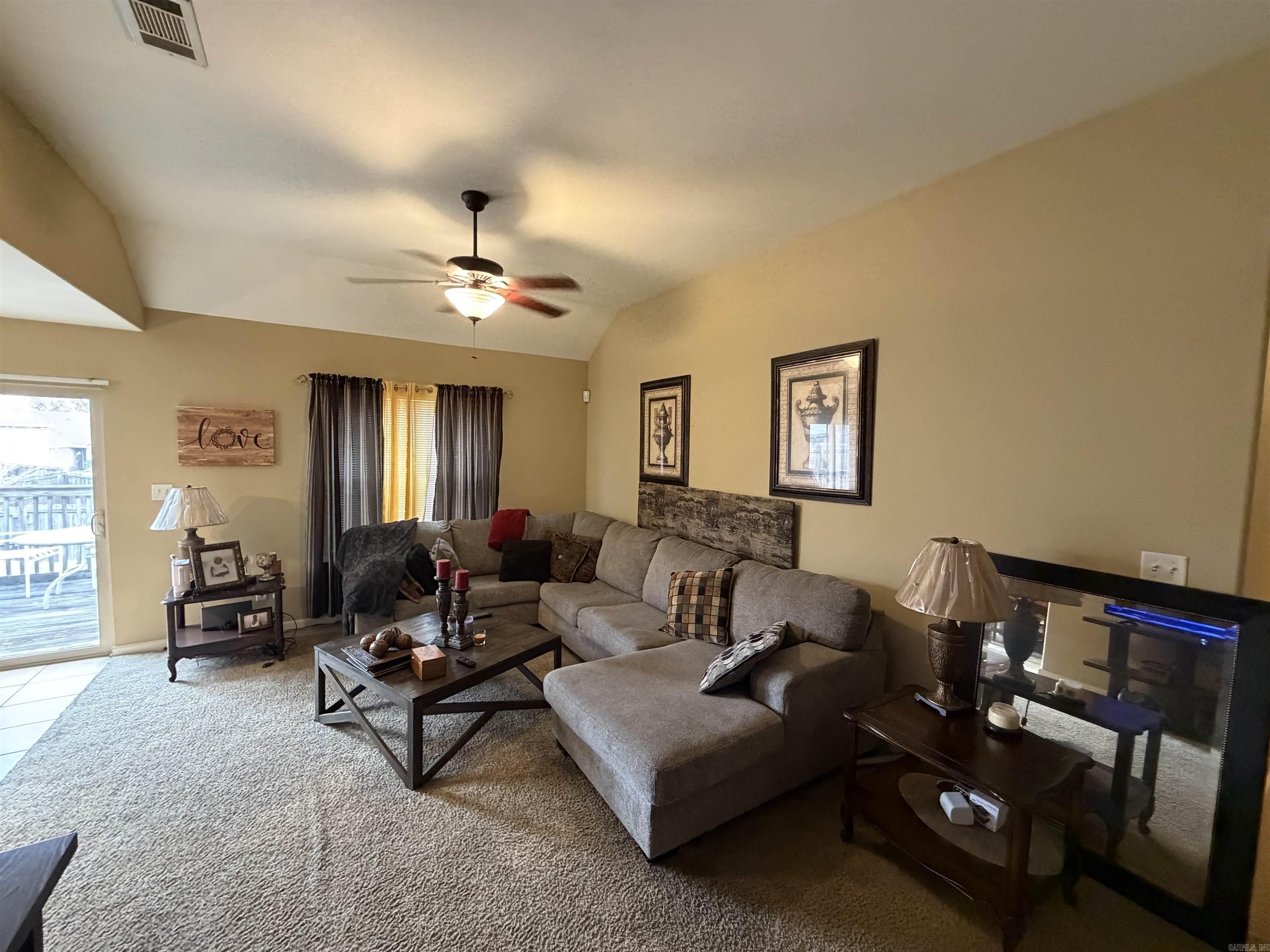 2000 Reagan  Alexander, AR