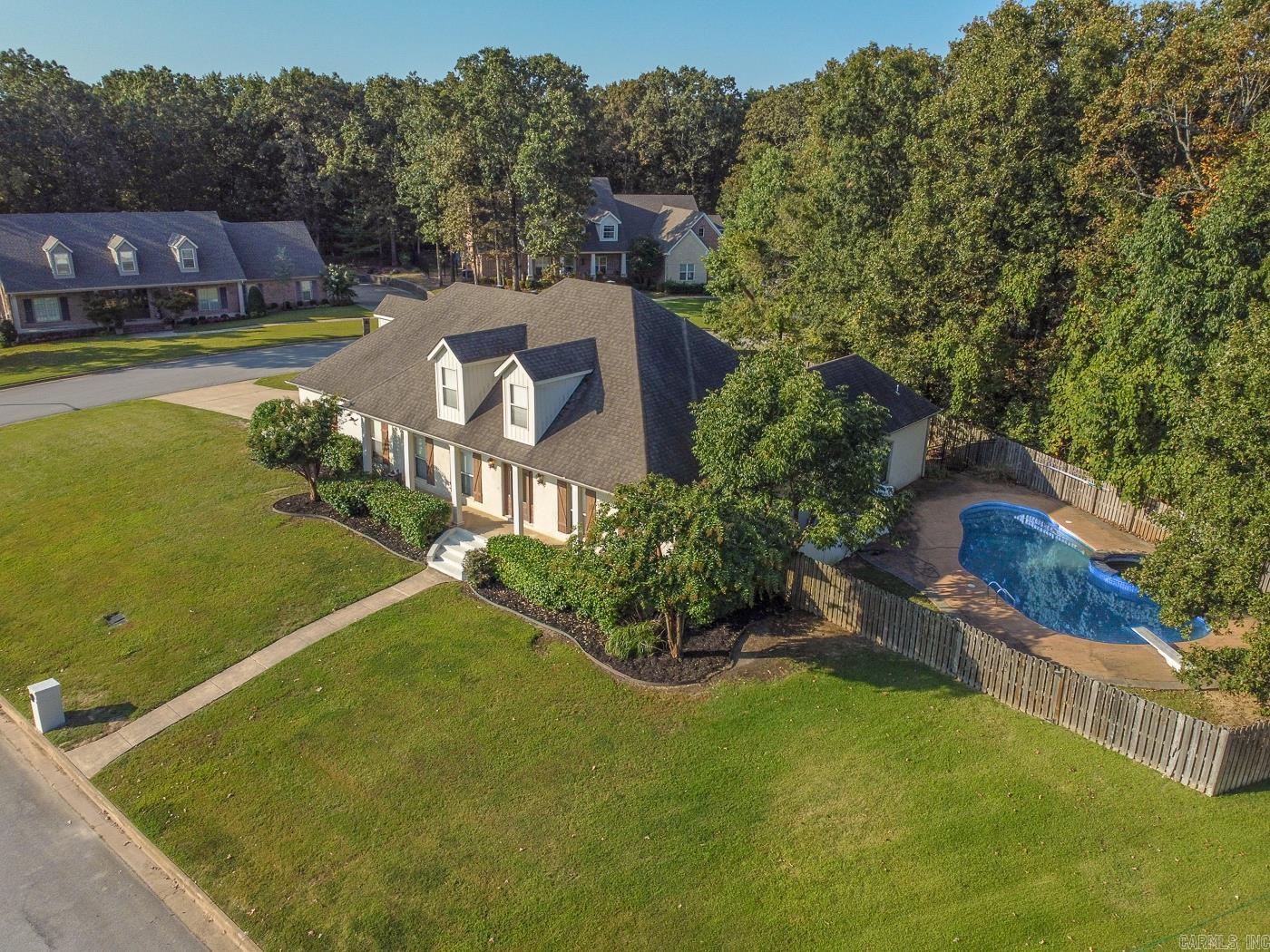 4405 Wood Crest Dr  Jonesboro, AR