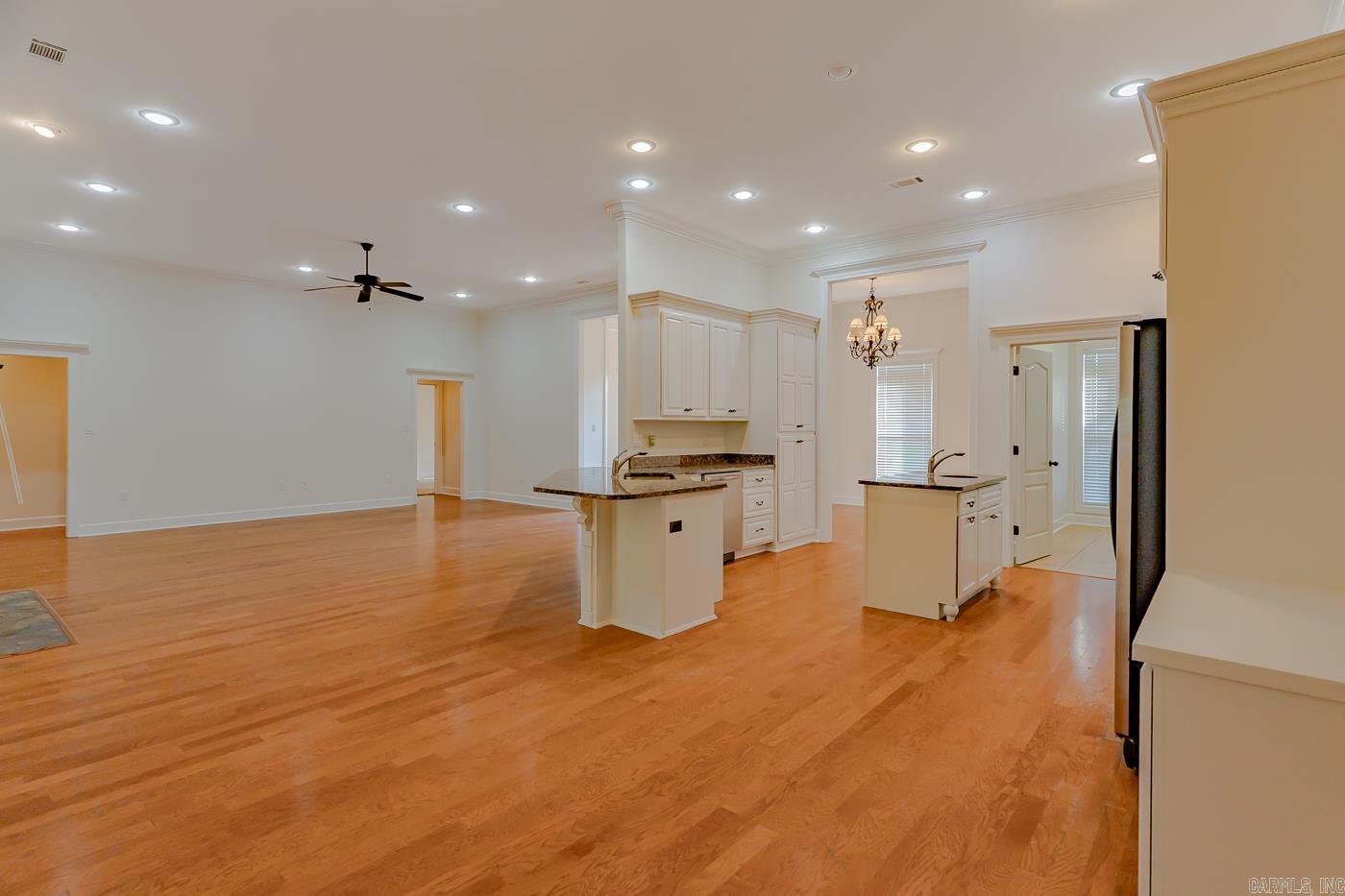 4405 Woodcrest Dr  Jonesboro, AR