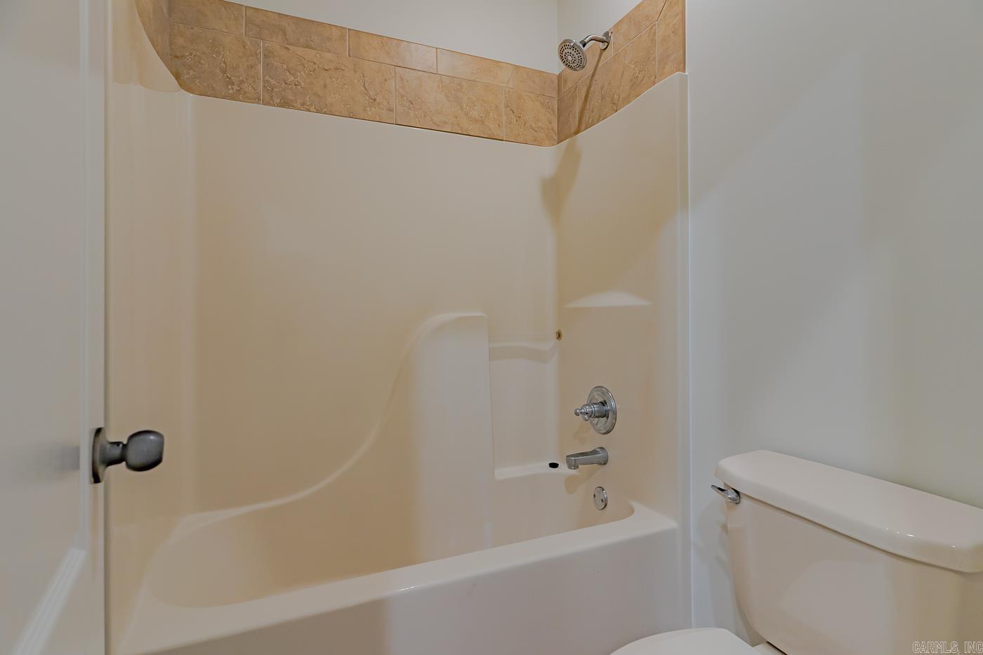 4405 Woodcrest Dr  Jonesboro, AR