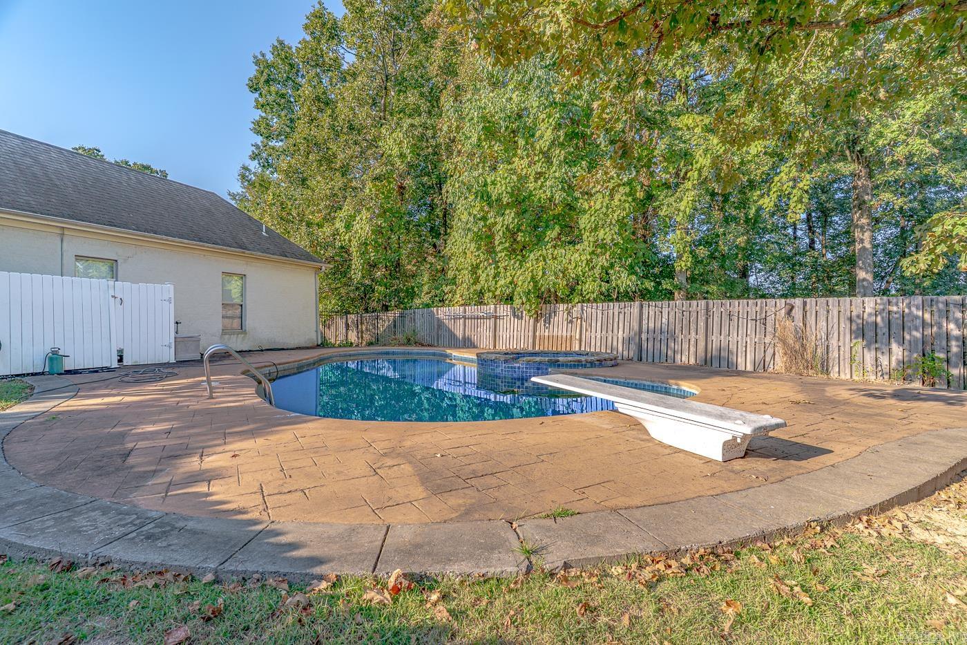 4405 Wood Crest Dr  Jonesboro, AR