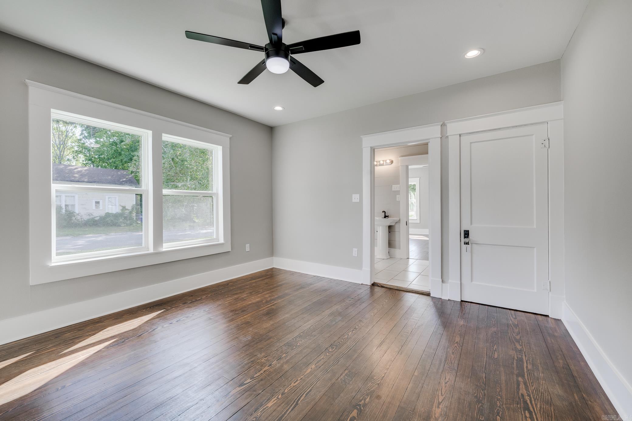 953 Watkins Street Conway, AR 72034