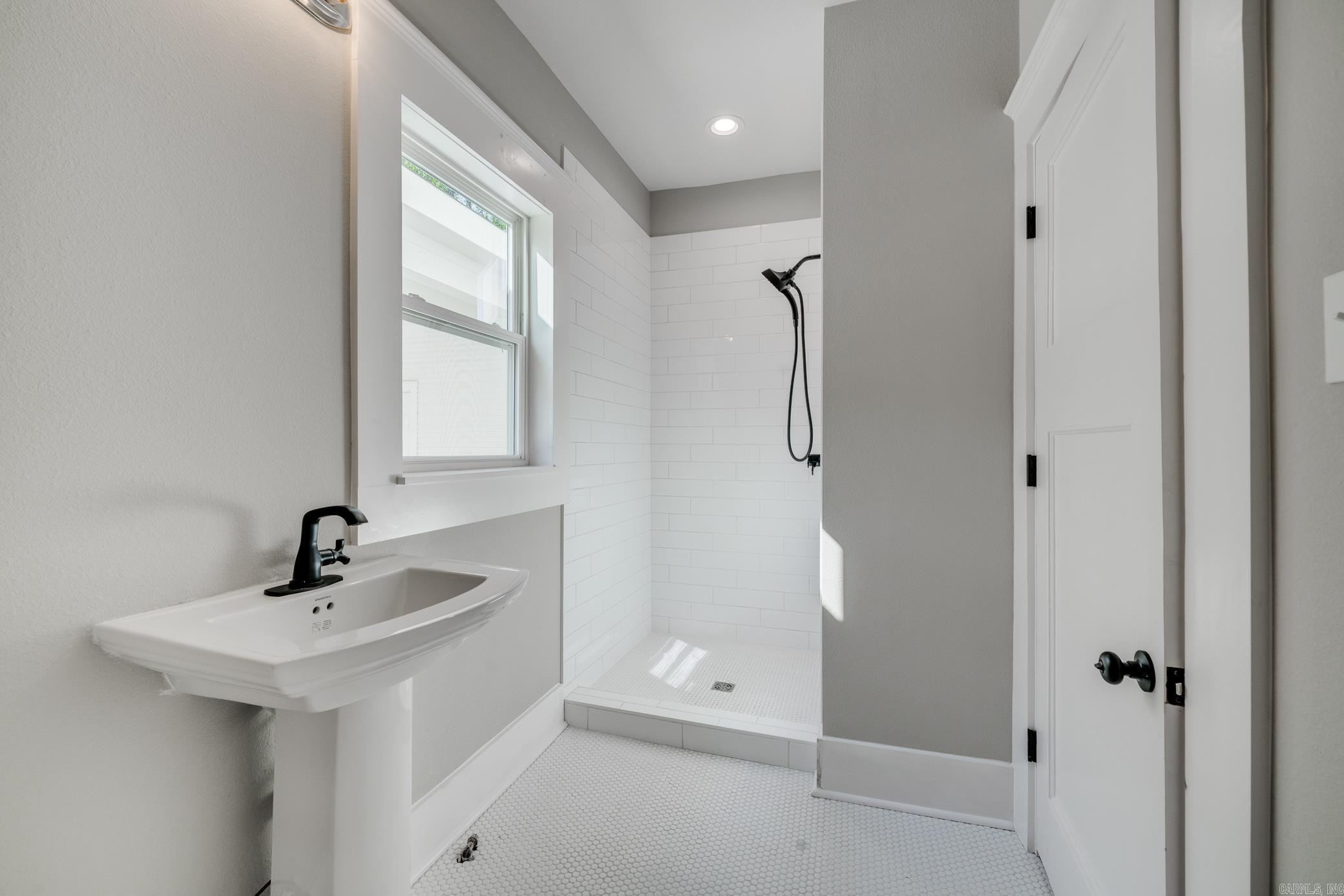 953 Watkins Street Conway, AR 72034