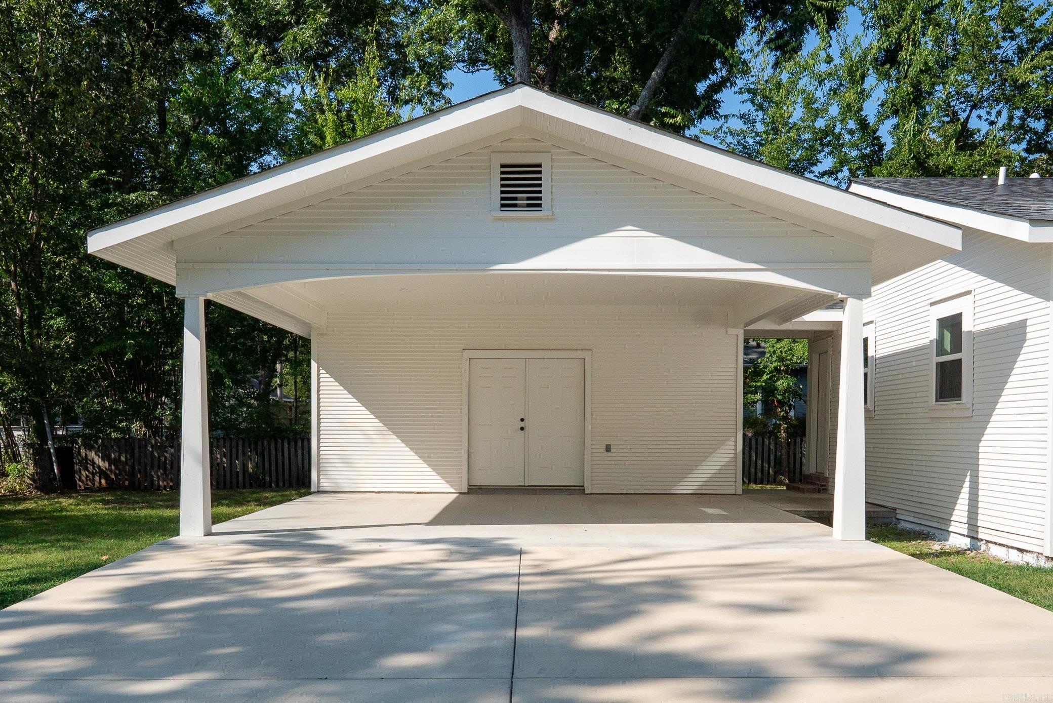 953 Watkins Street Conway, AR 72034