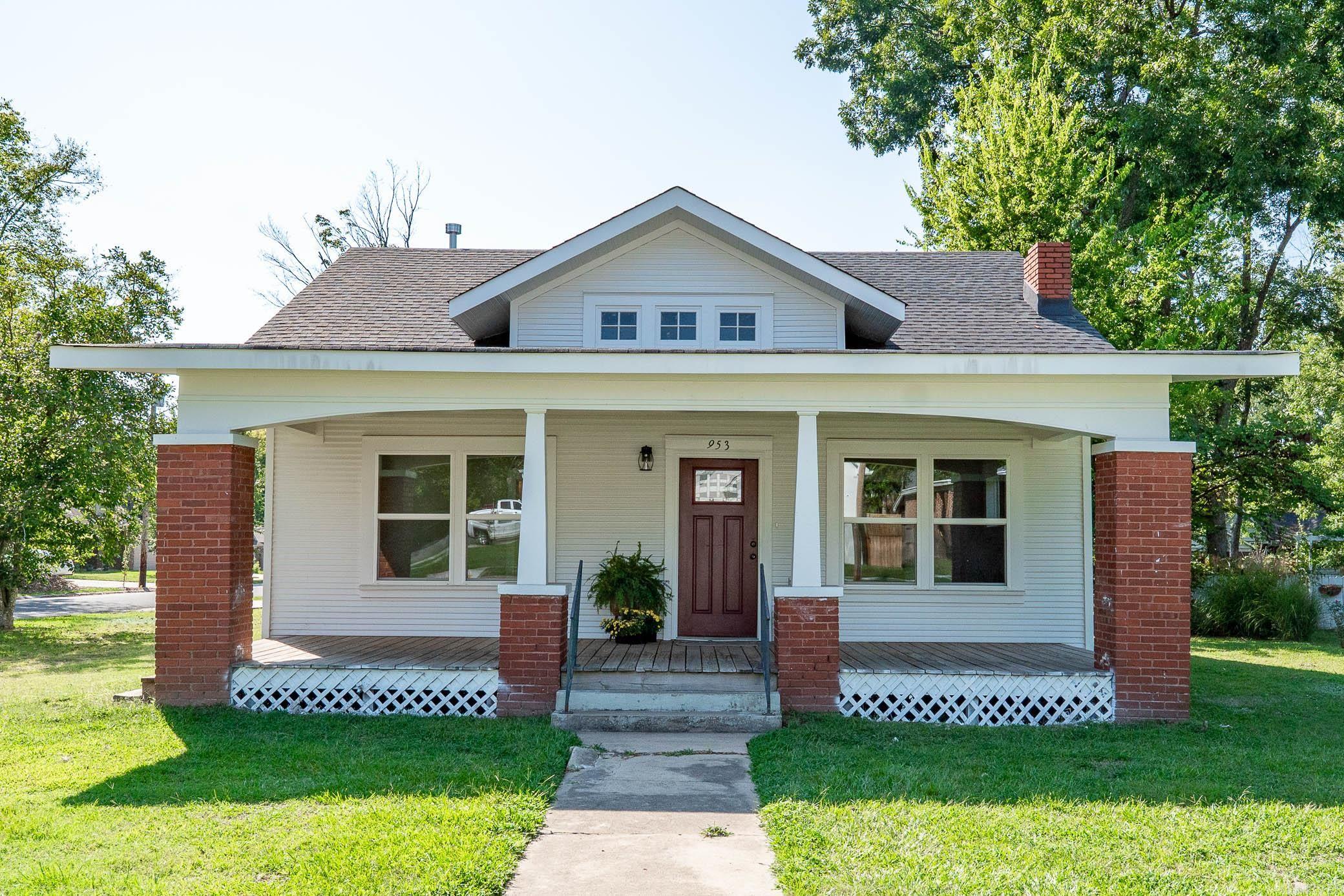 953 Watkins Street Conway, AR 72034