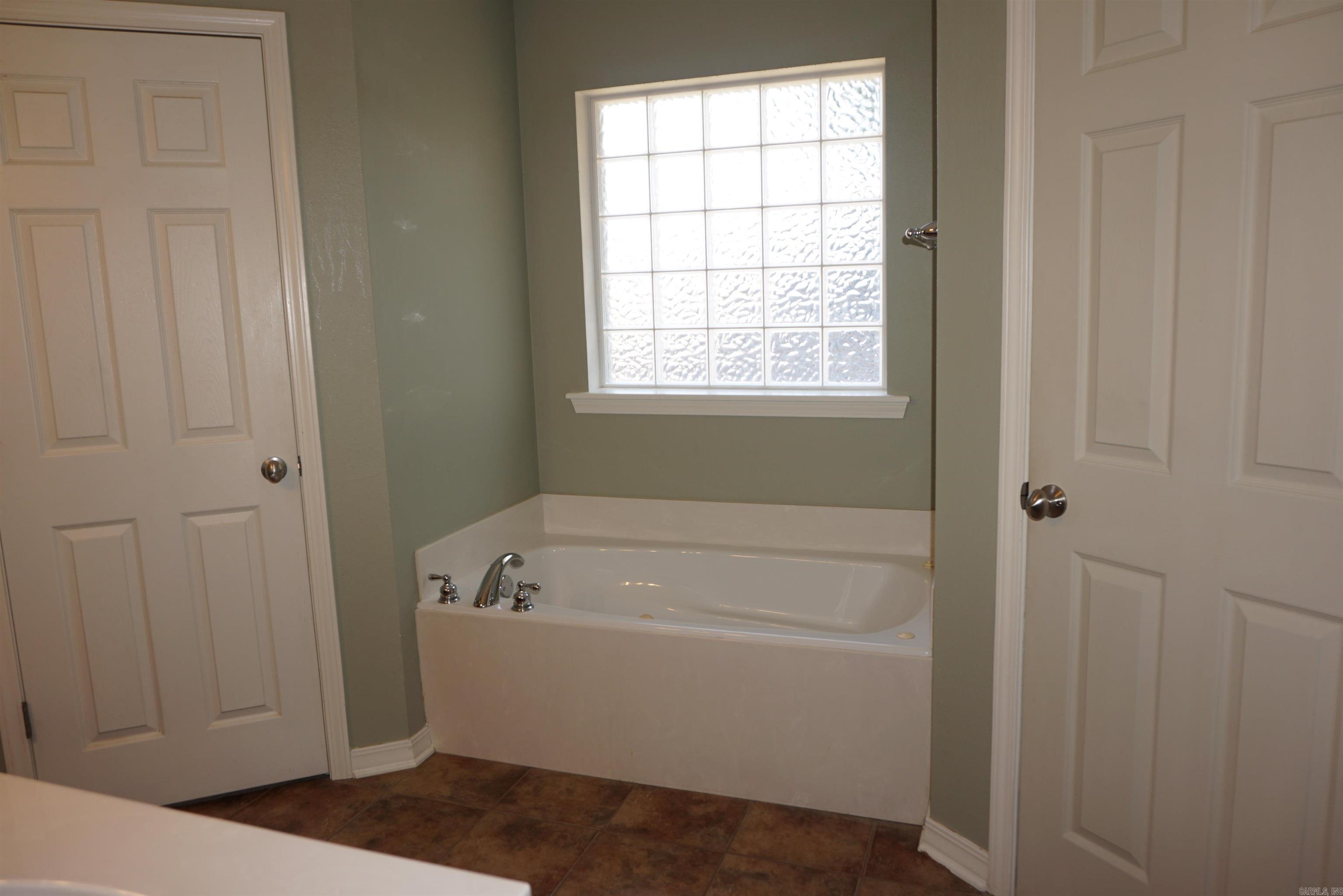 1408 Sydney  Searcy, AR