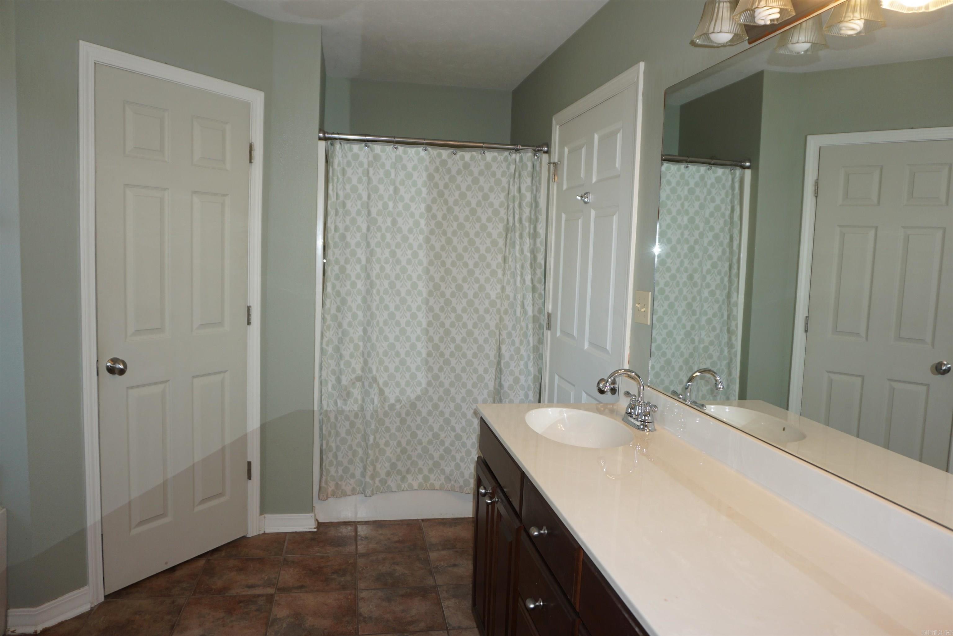 1408 Sydney  Searcy, AR