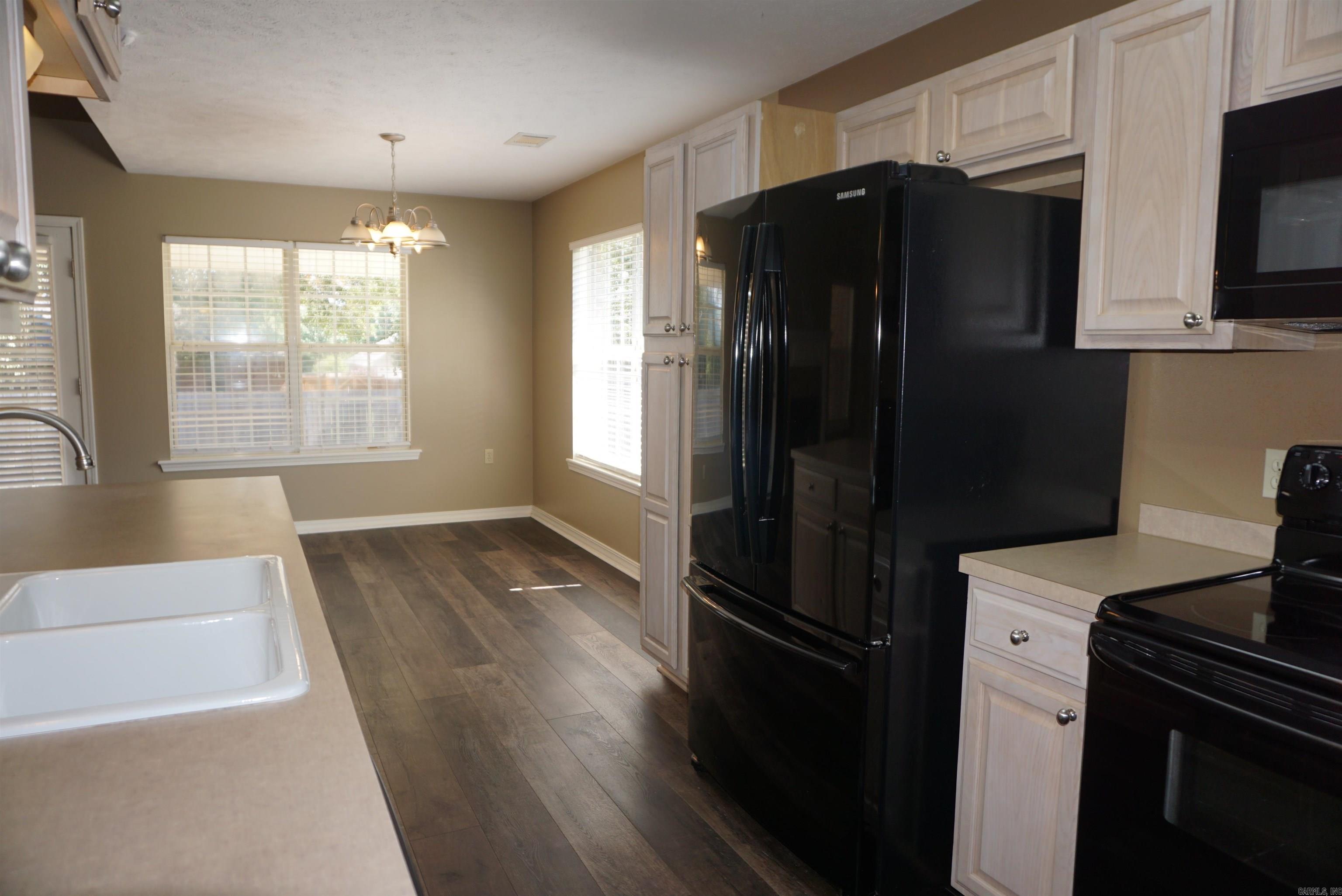 1408 Sydney  Searcy, AR