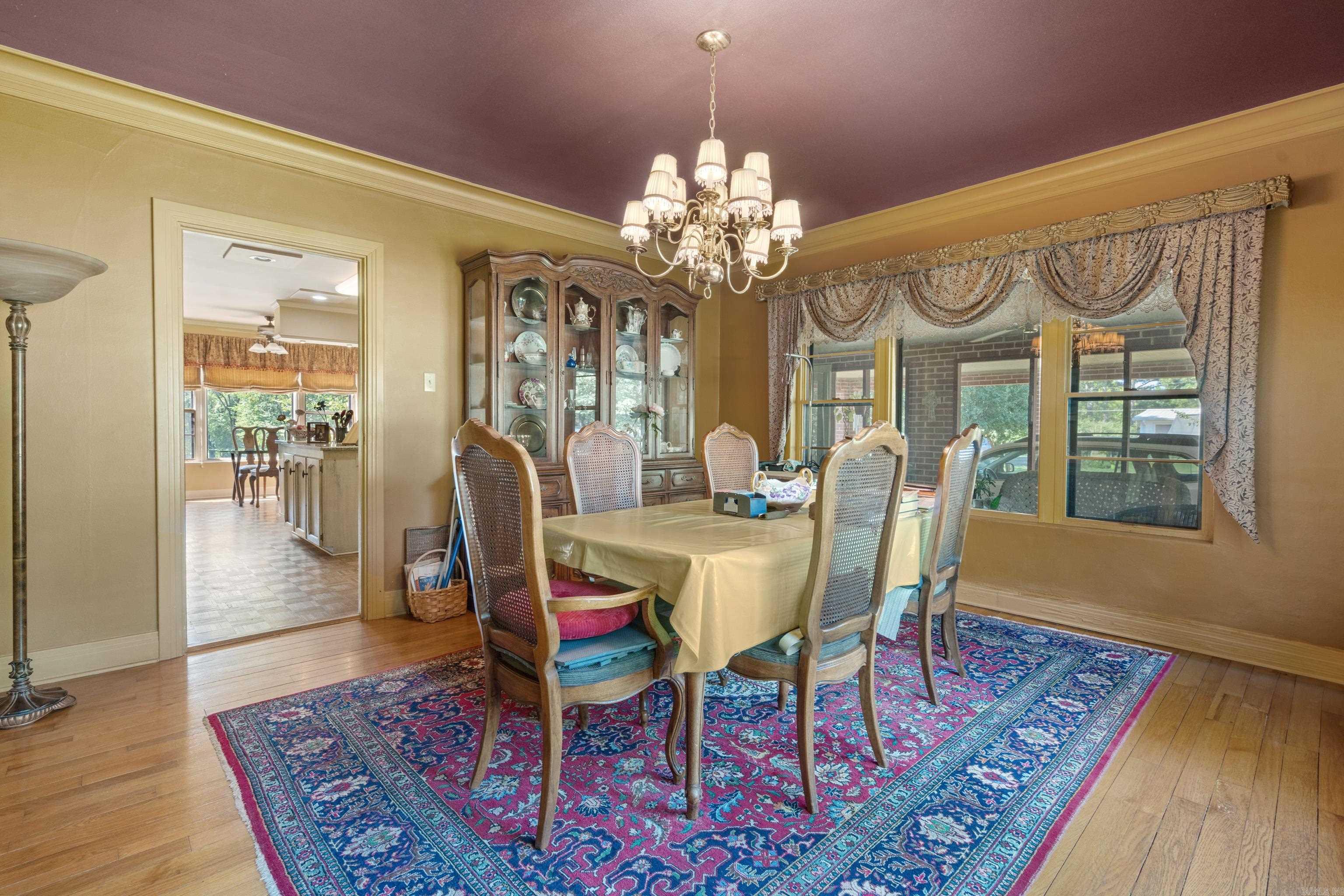 2724 Malvern Avenue Hot Springs, AR 71901