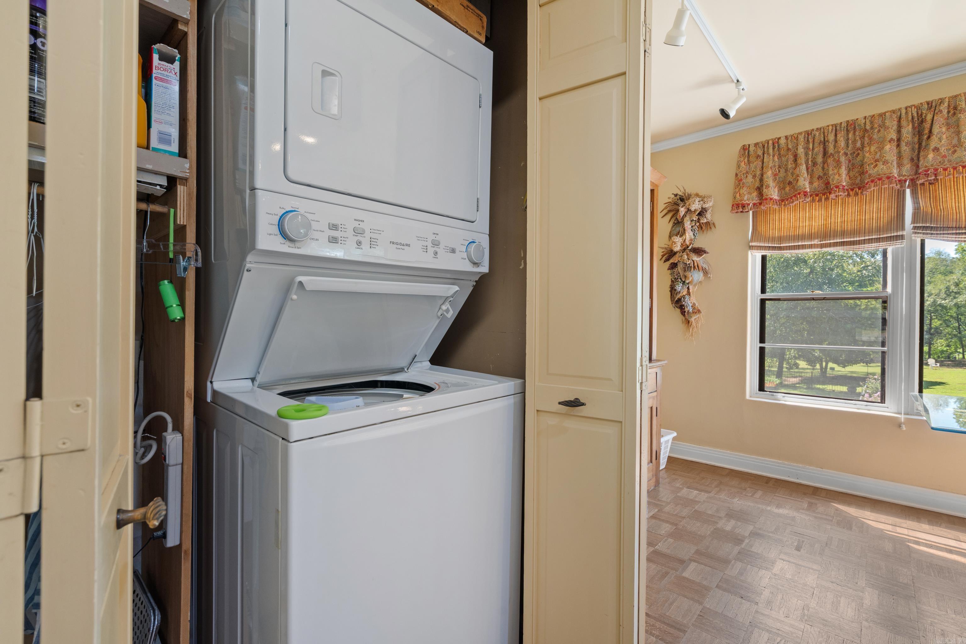 2724 Malvern Avenue Hot Springs, AR 71901