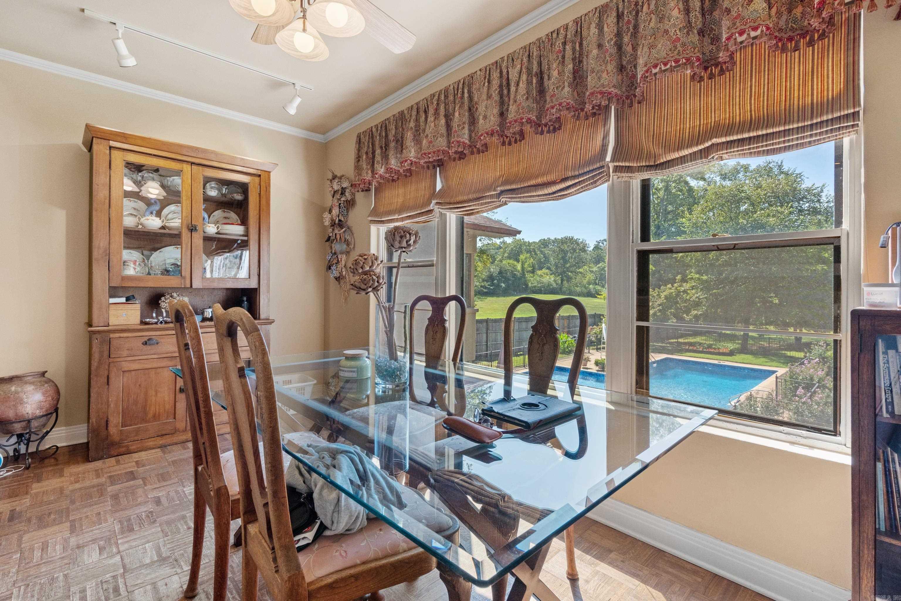 2724 Malvern Avenue Hot Springs, AR 71901